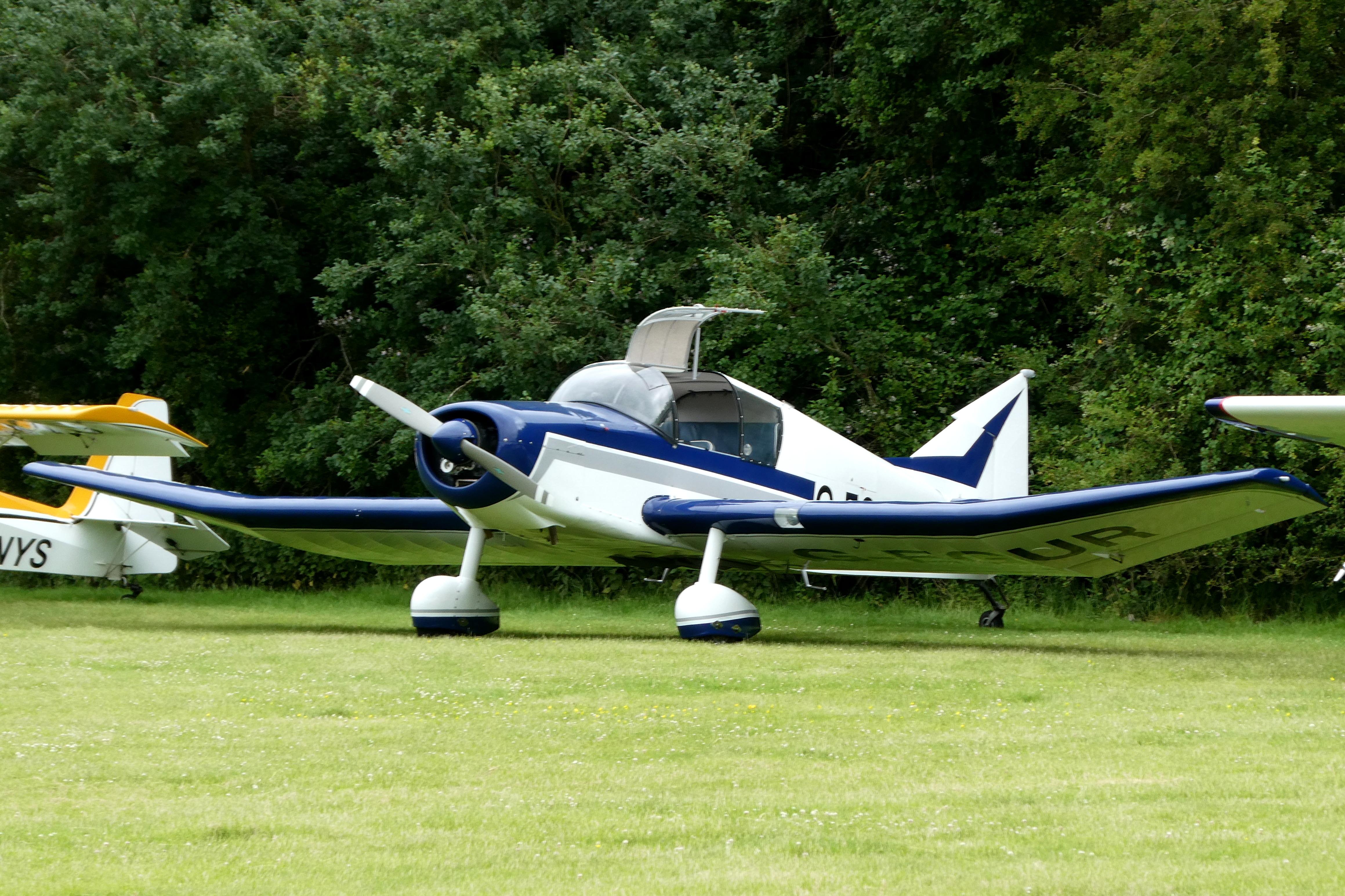 G-EGUR @ X3PF - Just landed at Priory Farm for the 2026 Fathers Day Fly In. - by Graham Reeve