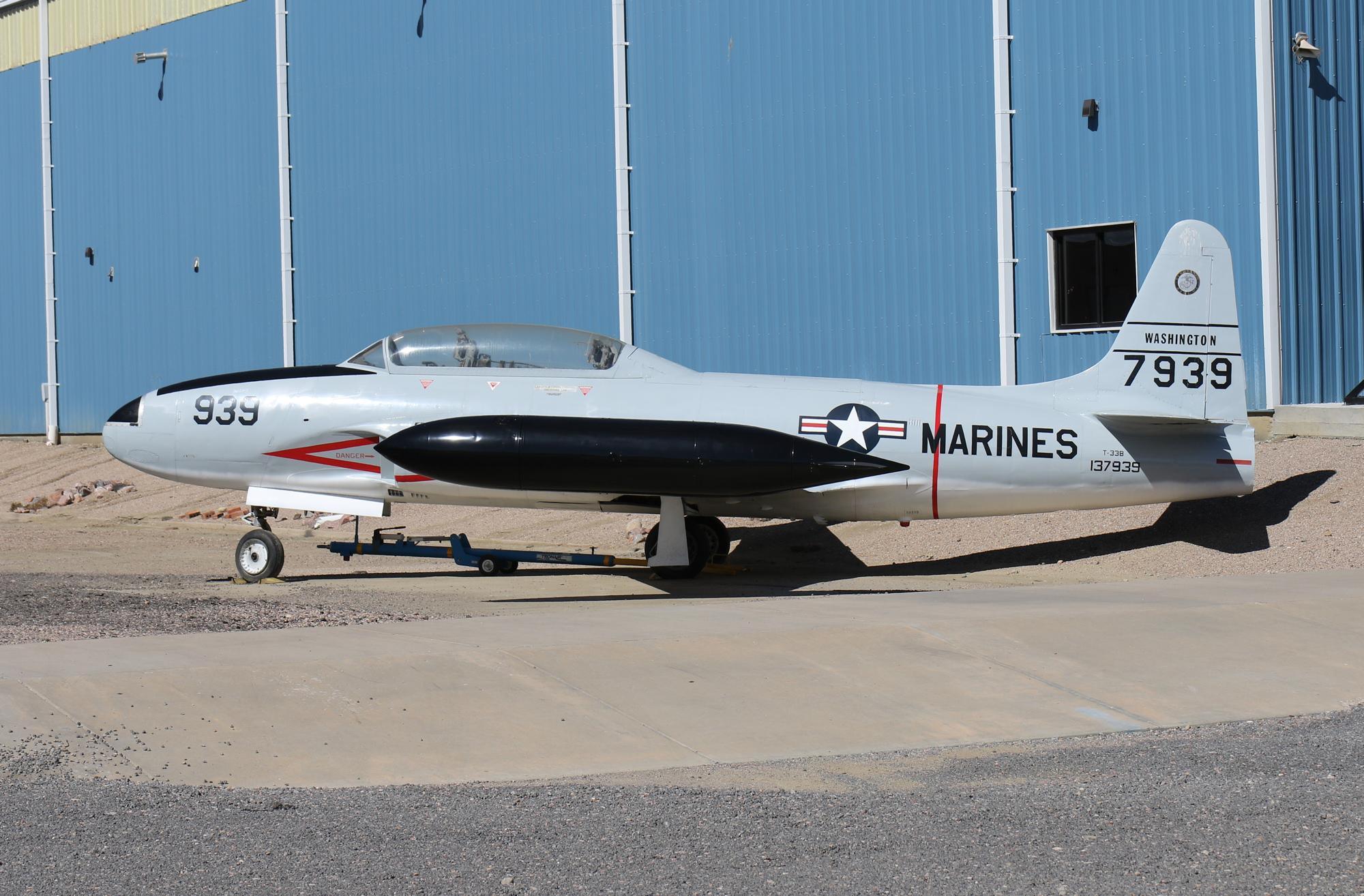137939 @ KPUB - Pueblo air museum - by olivier Cortot