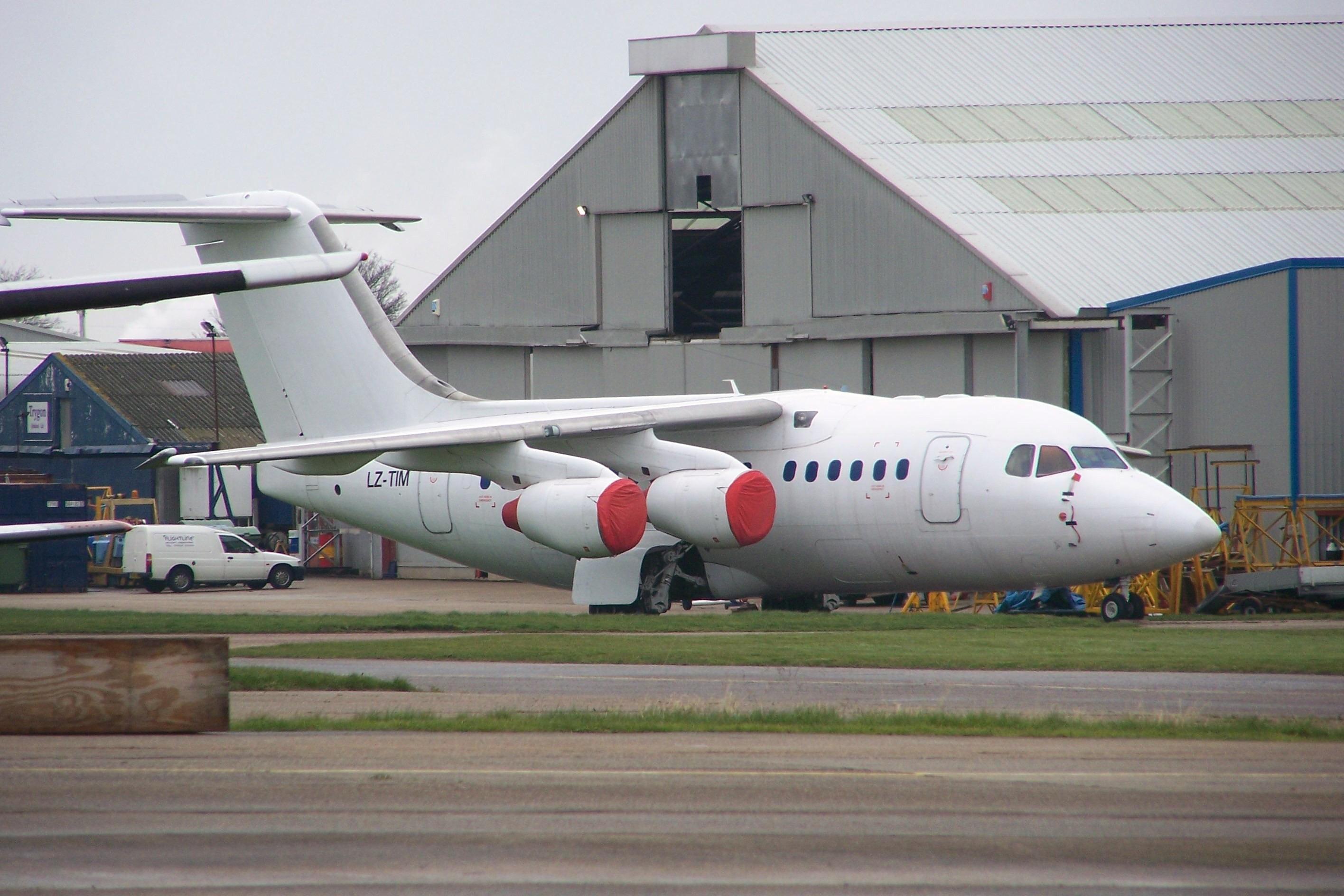 LZ-TIM @ EGMC - LZ-TIM 1994 BAe 146 RJ70 Flightline SEN  - by PhilR