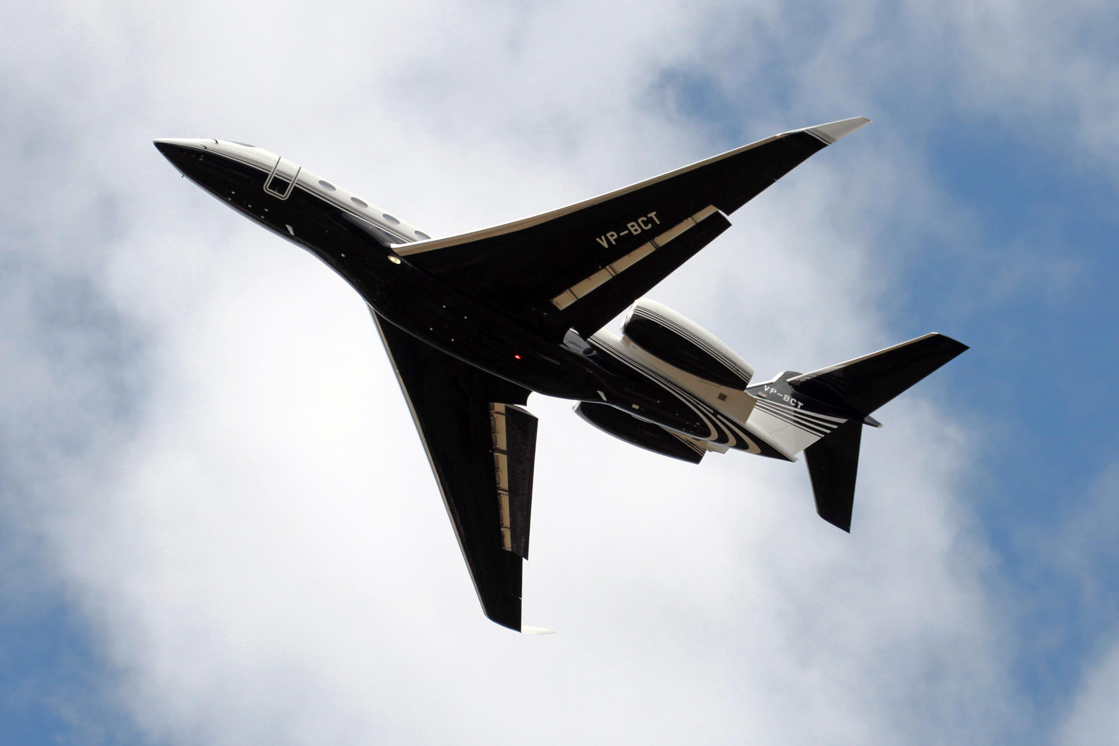 VP-BCT @ EGLF - VP-BCT 2015 Gulfstream G650 Farnborough 
 - by PhilR