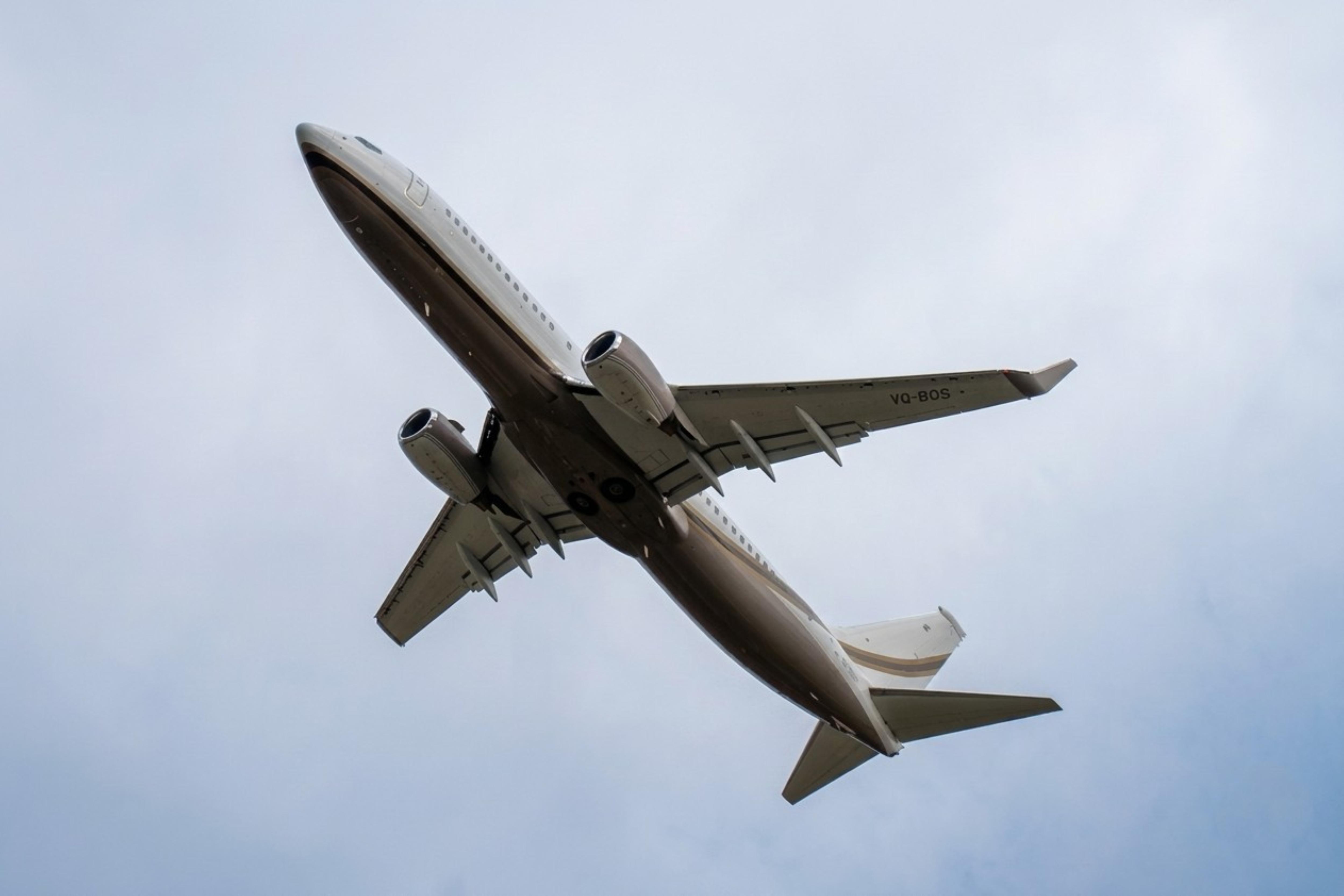 VQ-BOS @ EGLF - VQ-BOS 2010 Boeing737-800 BBJ2 Farnborough 
 - by PhilR