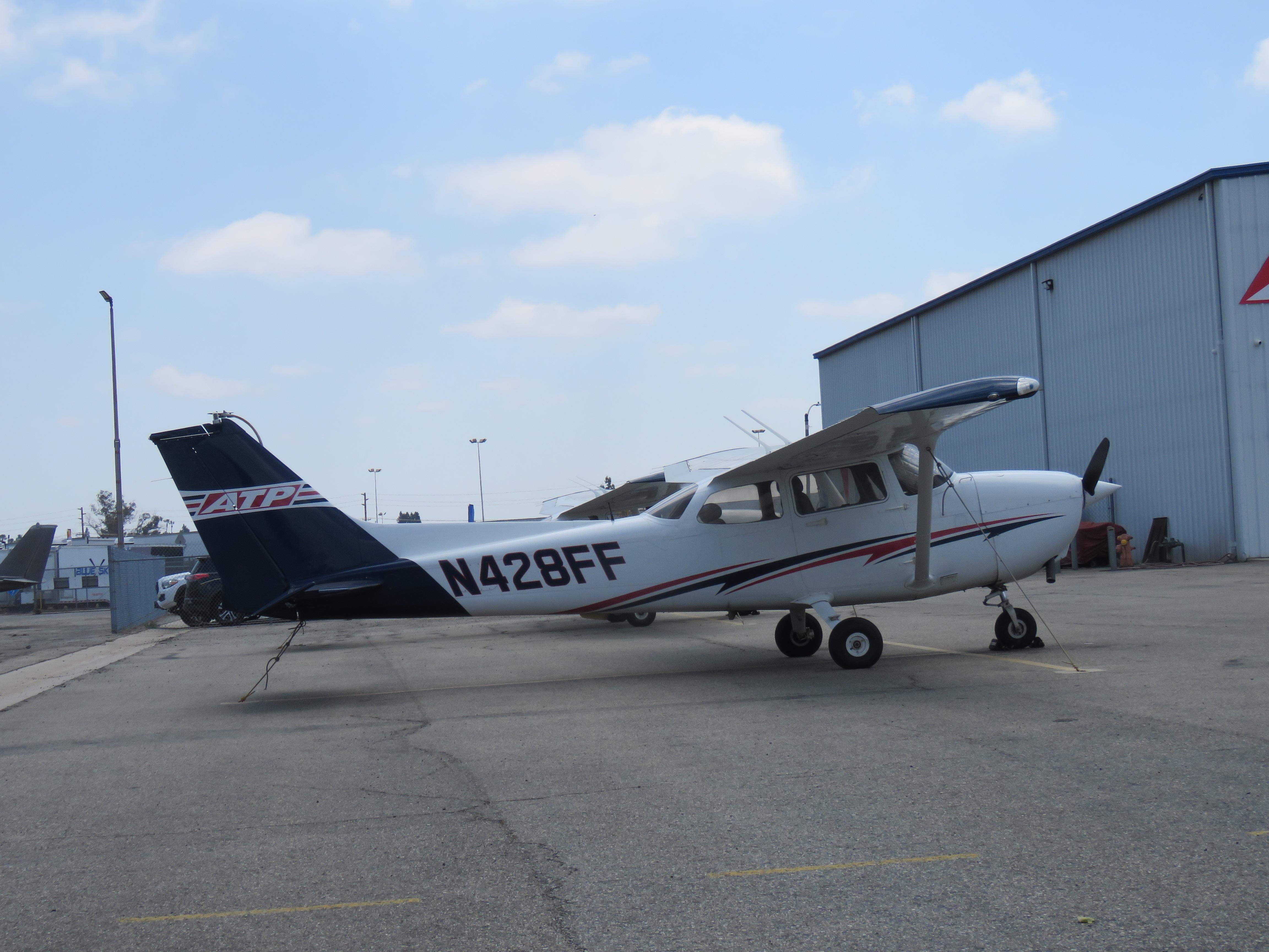 N428FF photo, click to enlarge
