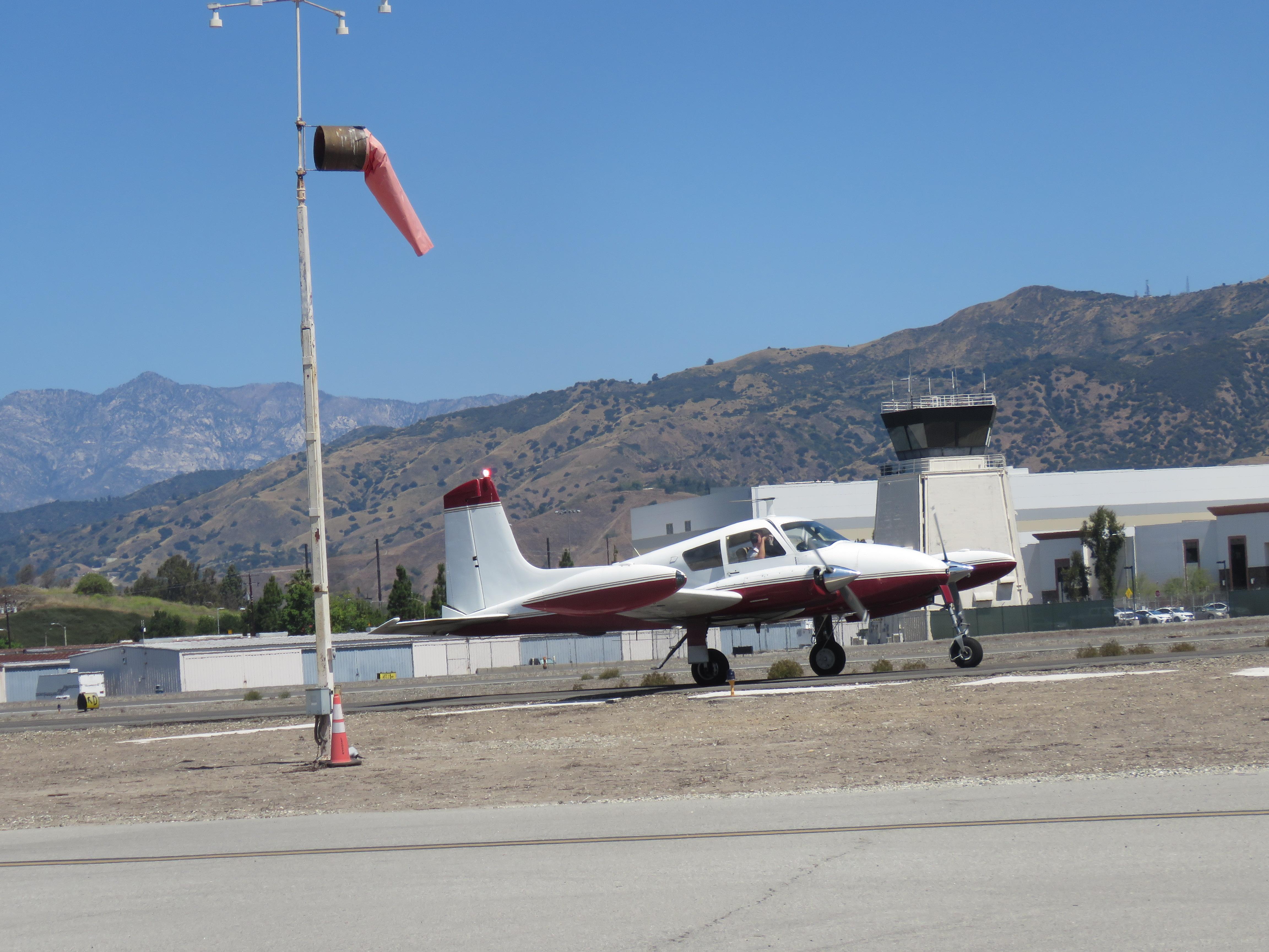 N6627B photo, click to enlarge