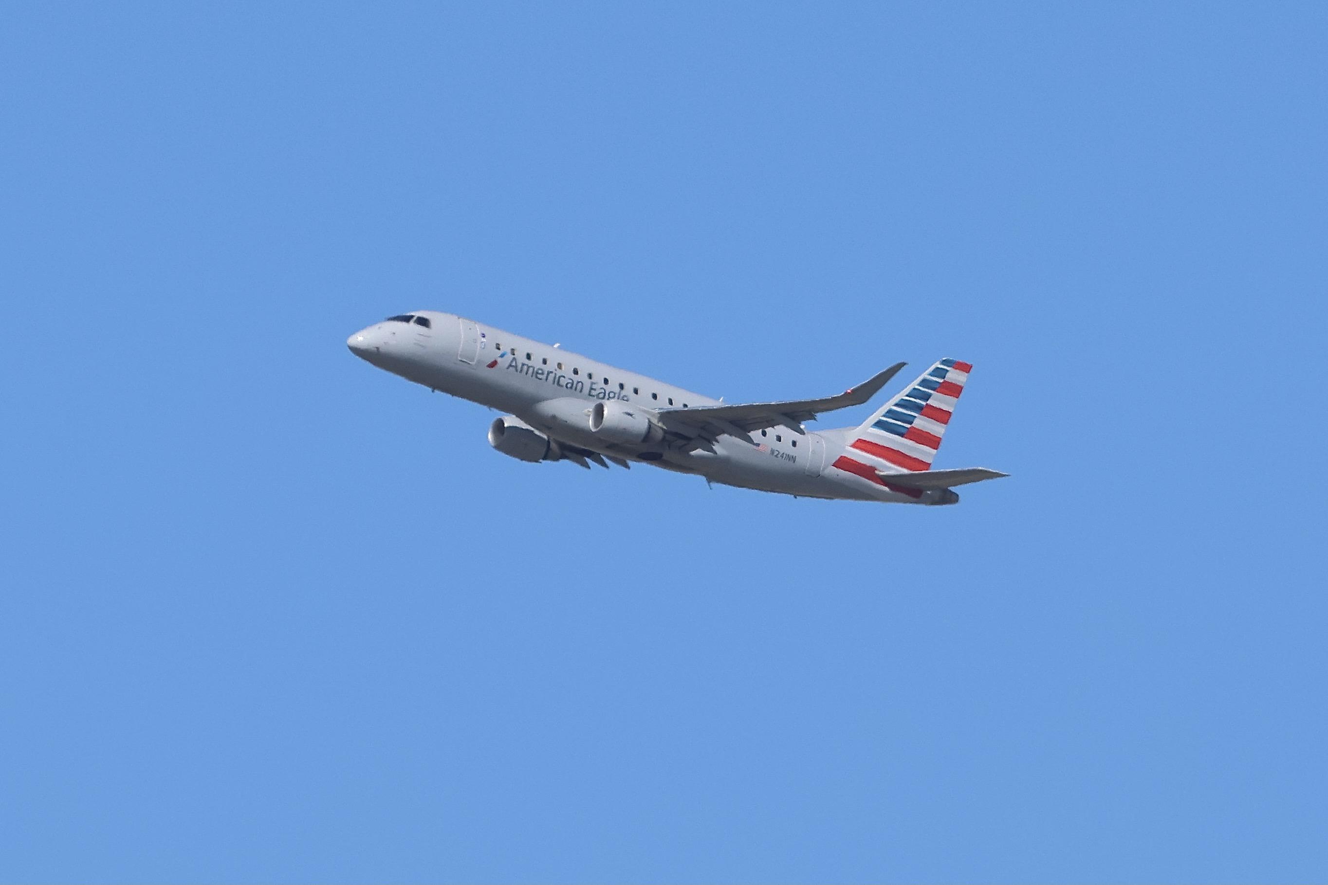 N241NN photo, click to enlarge