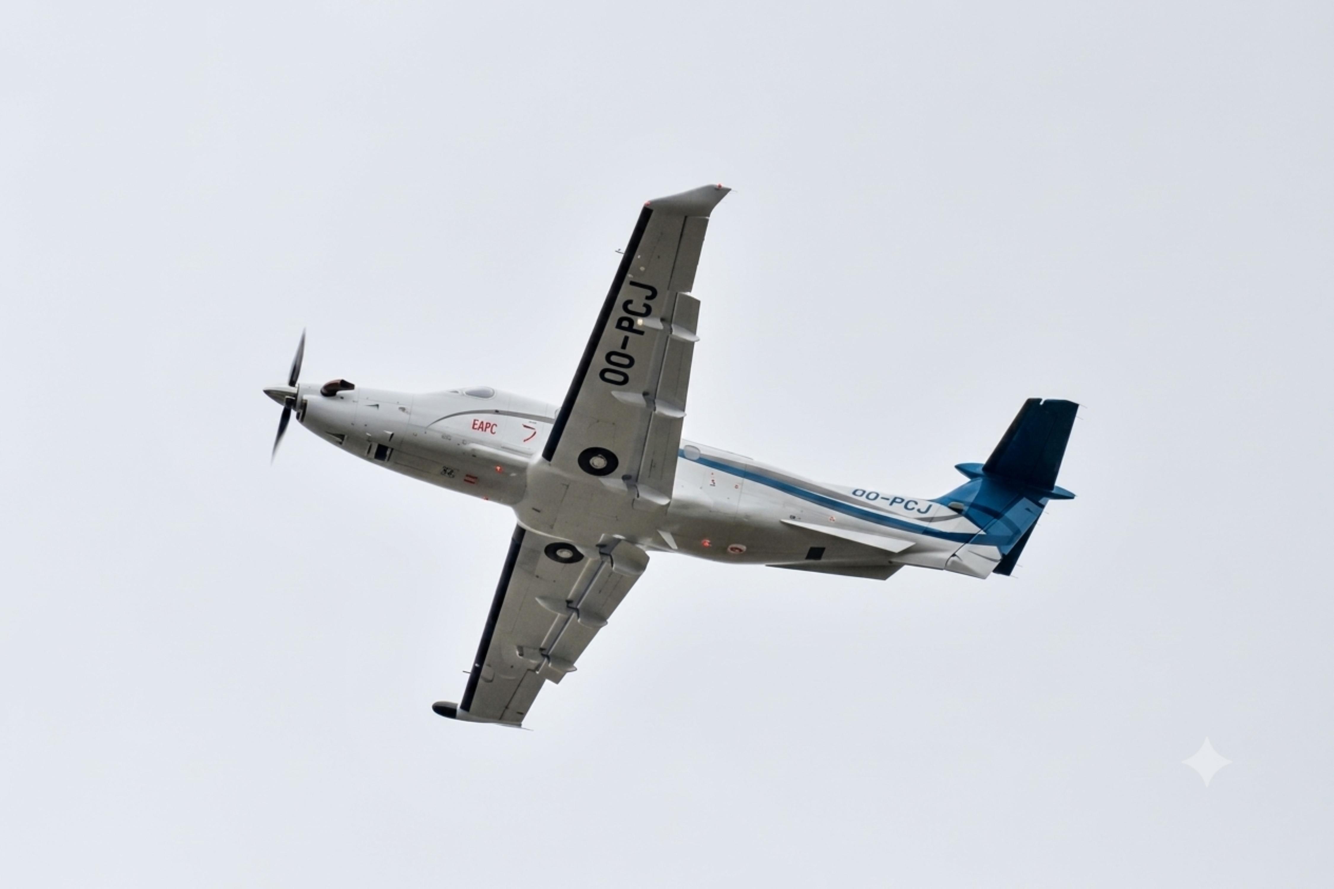 OO-PCJ @ EGLF - OO-PCJ 2015 Pilatus PC12-47E Farnborough  - by PhilR