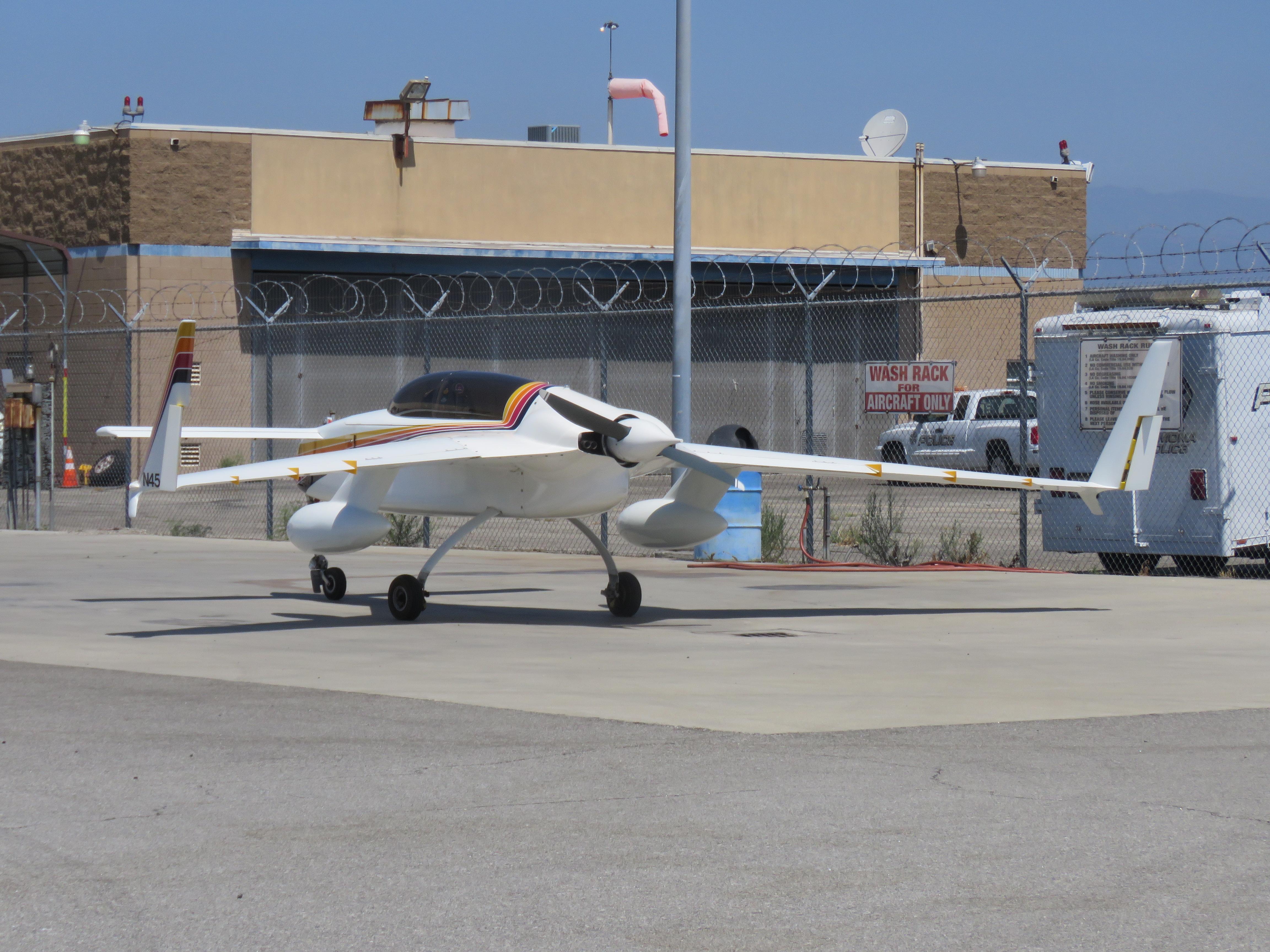 N450EZ photo, click to enlarge