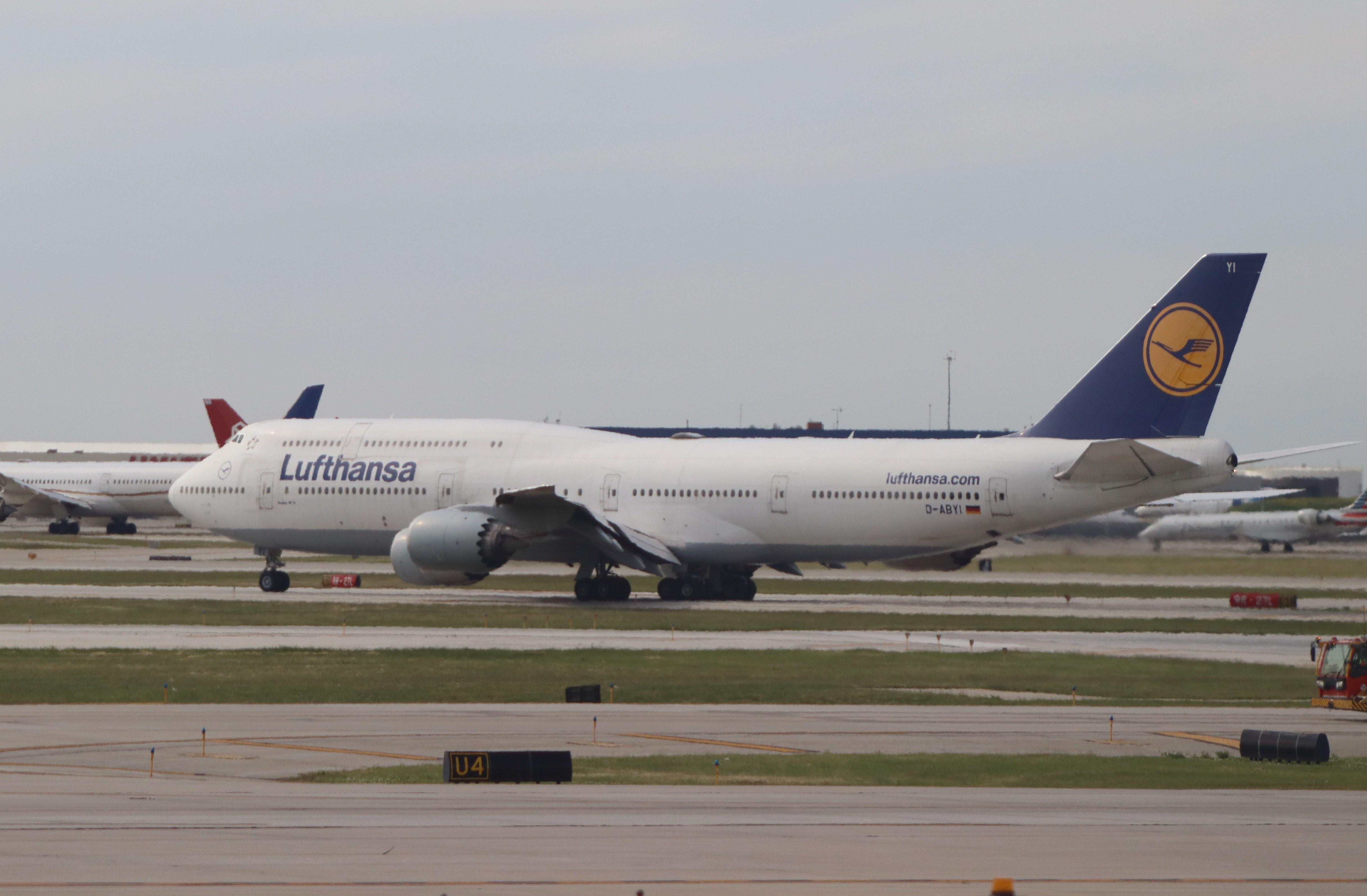 D-ABYI photo, click to enlarge