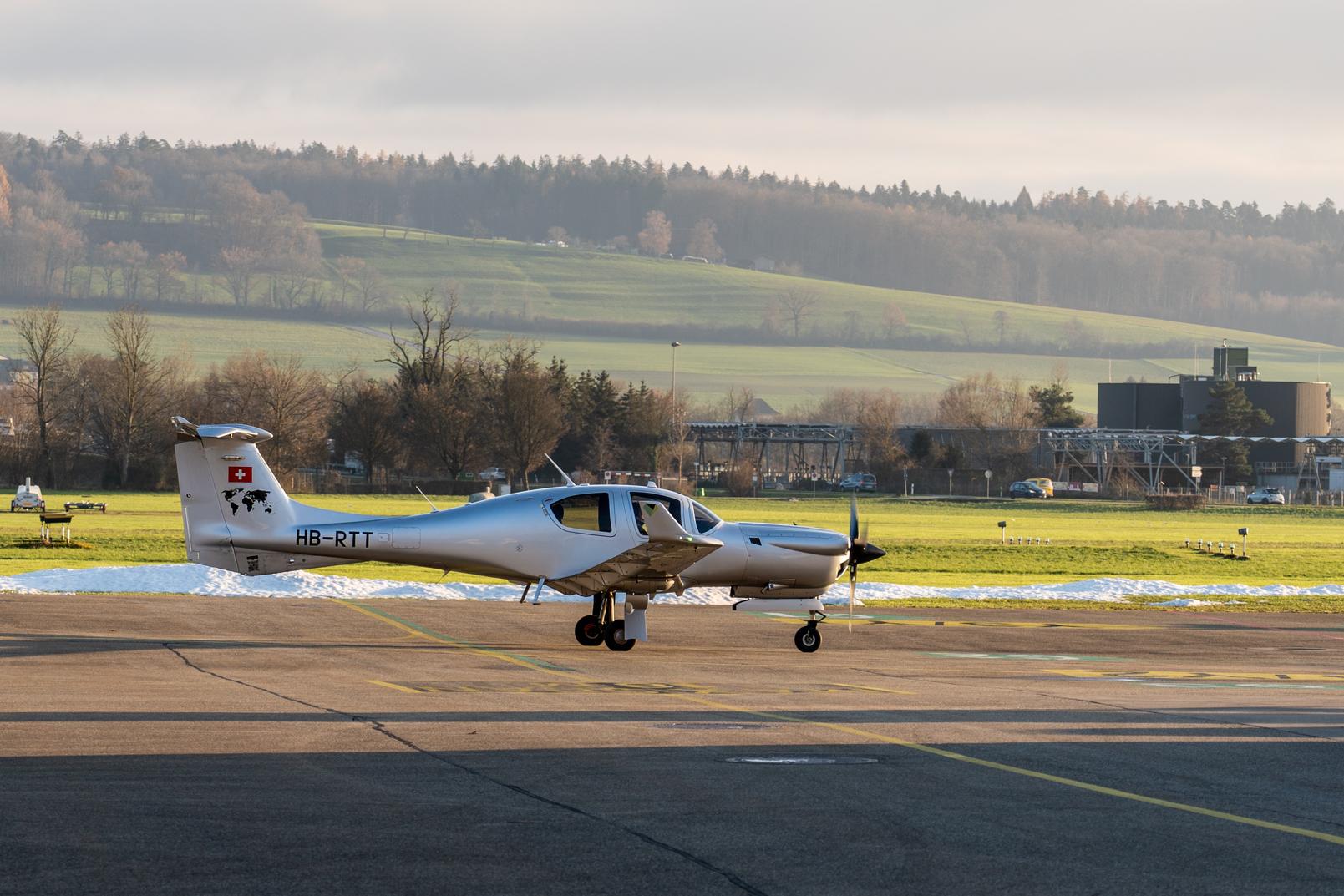 HB-RTT @ LSZG - At Grenchen - by sparrow9