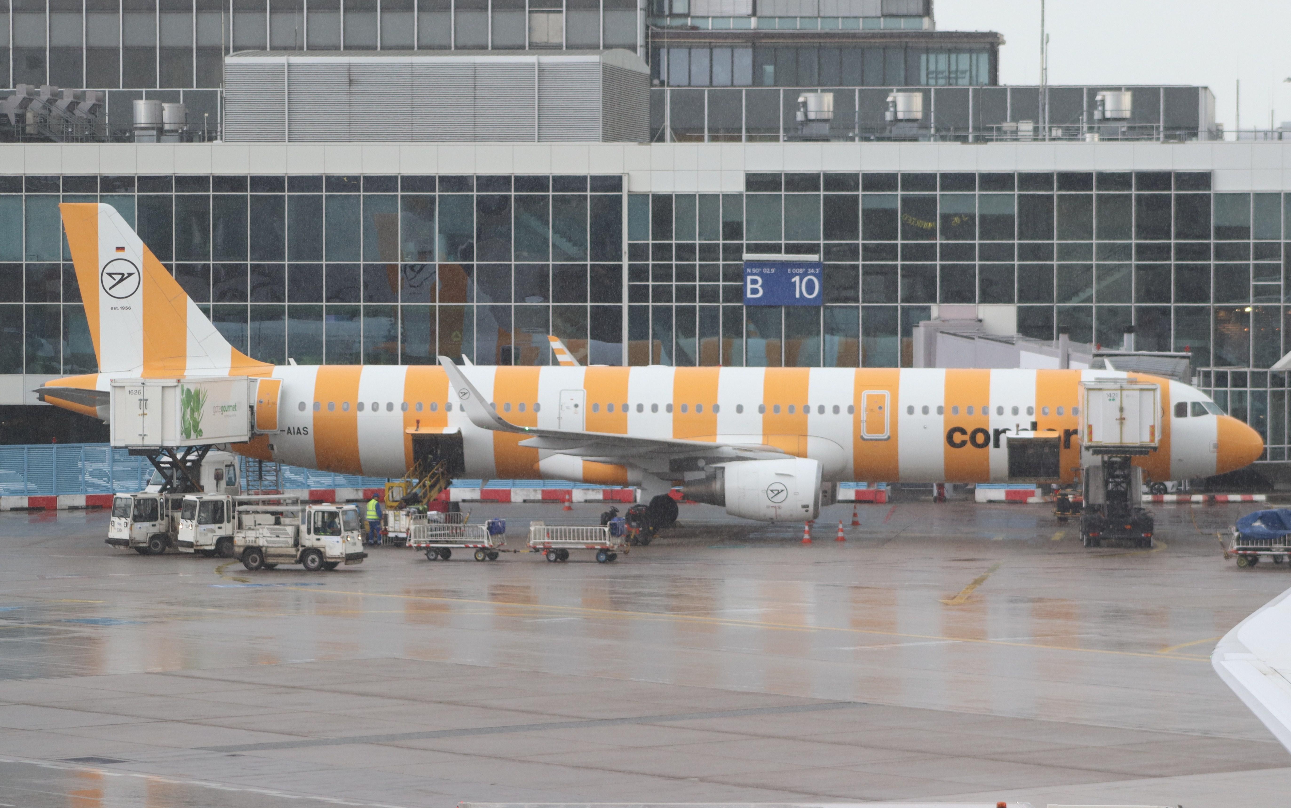 D-AIAS photo, click to enlarge