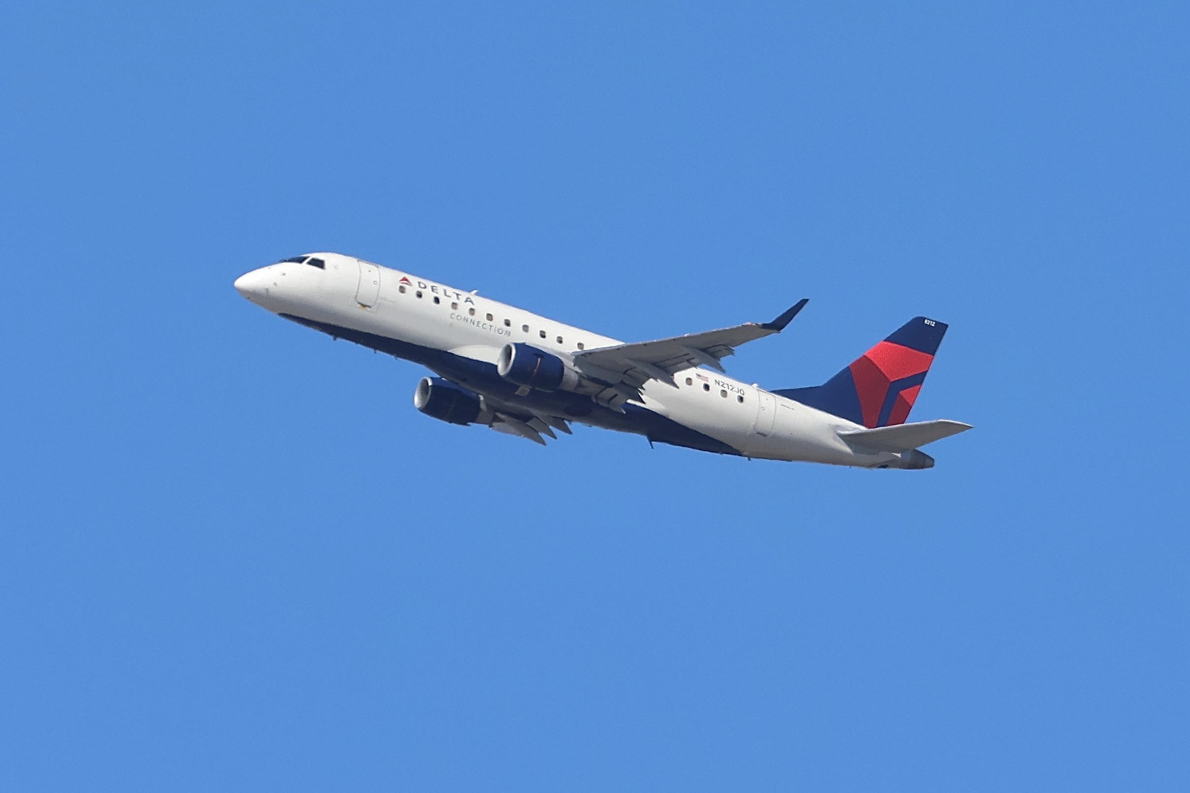 N212JQ photo, click to enlarge