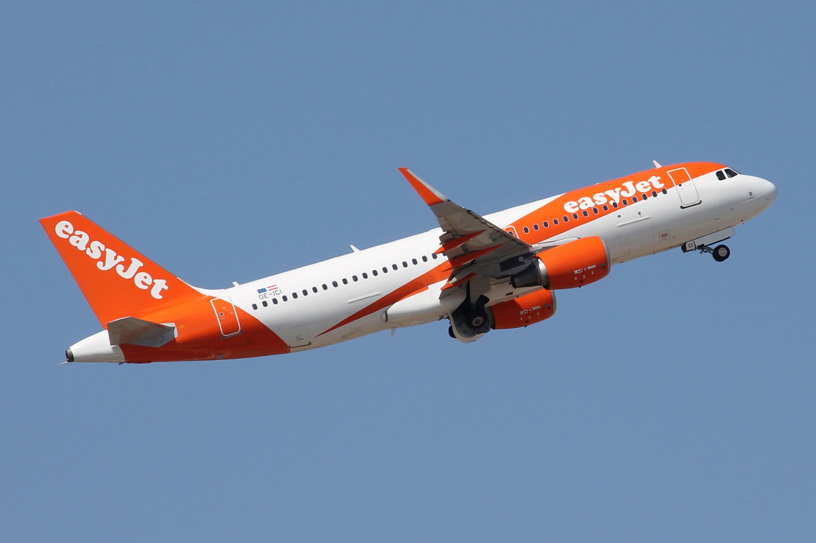 OE-ICI @ LMML - Airbus A320-214 reg OE-ICI of Easyjet airborne from MLA. - by raymond