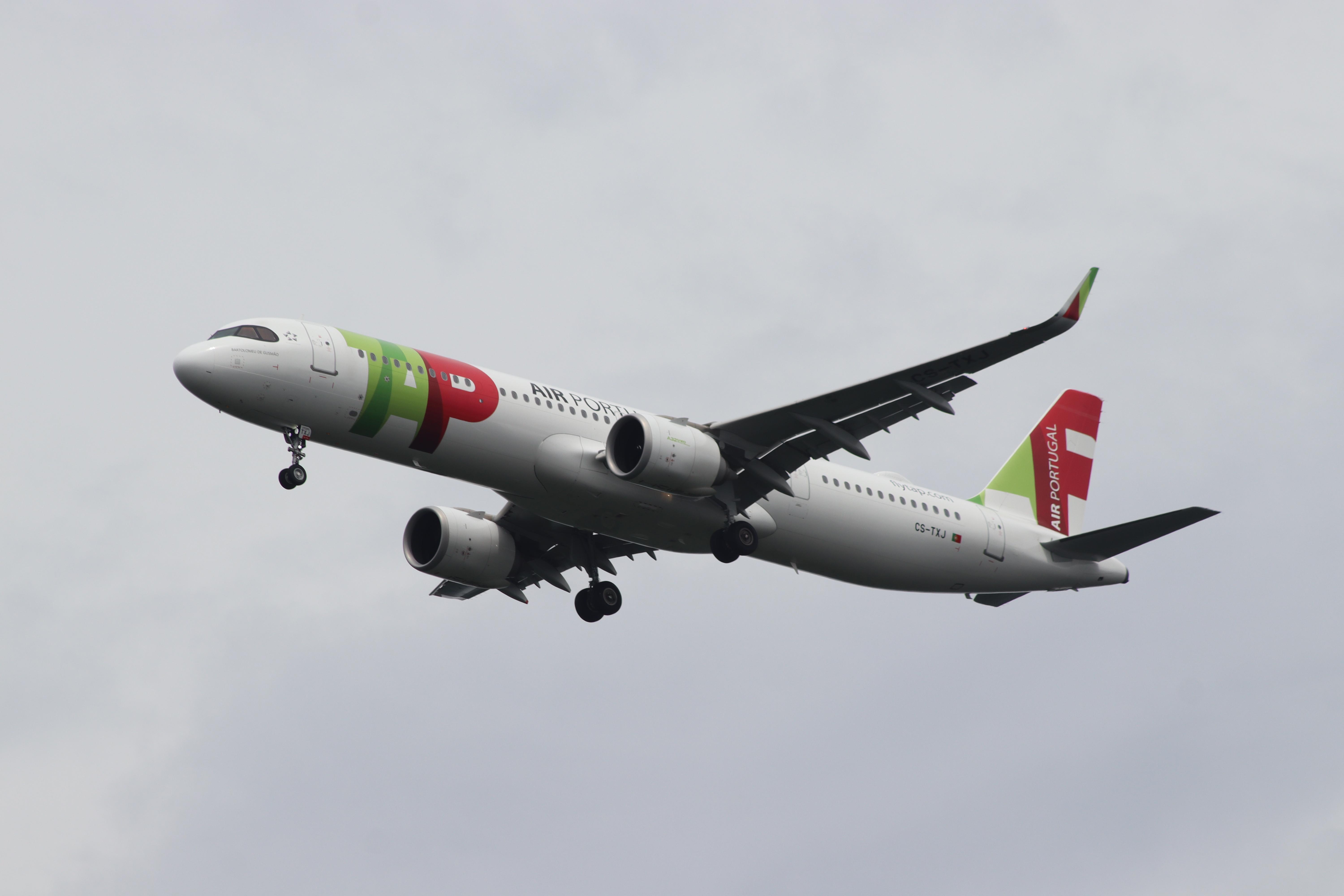 CS-TXJ photo, click to enlarge