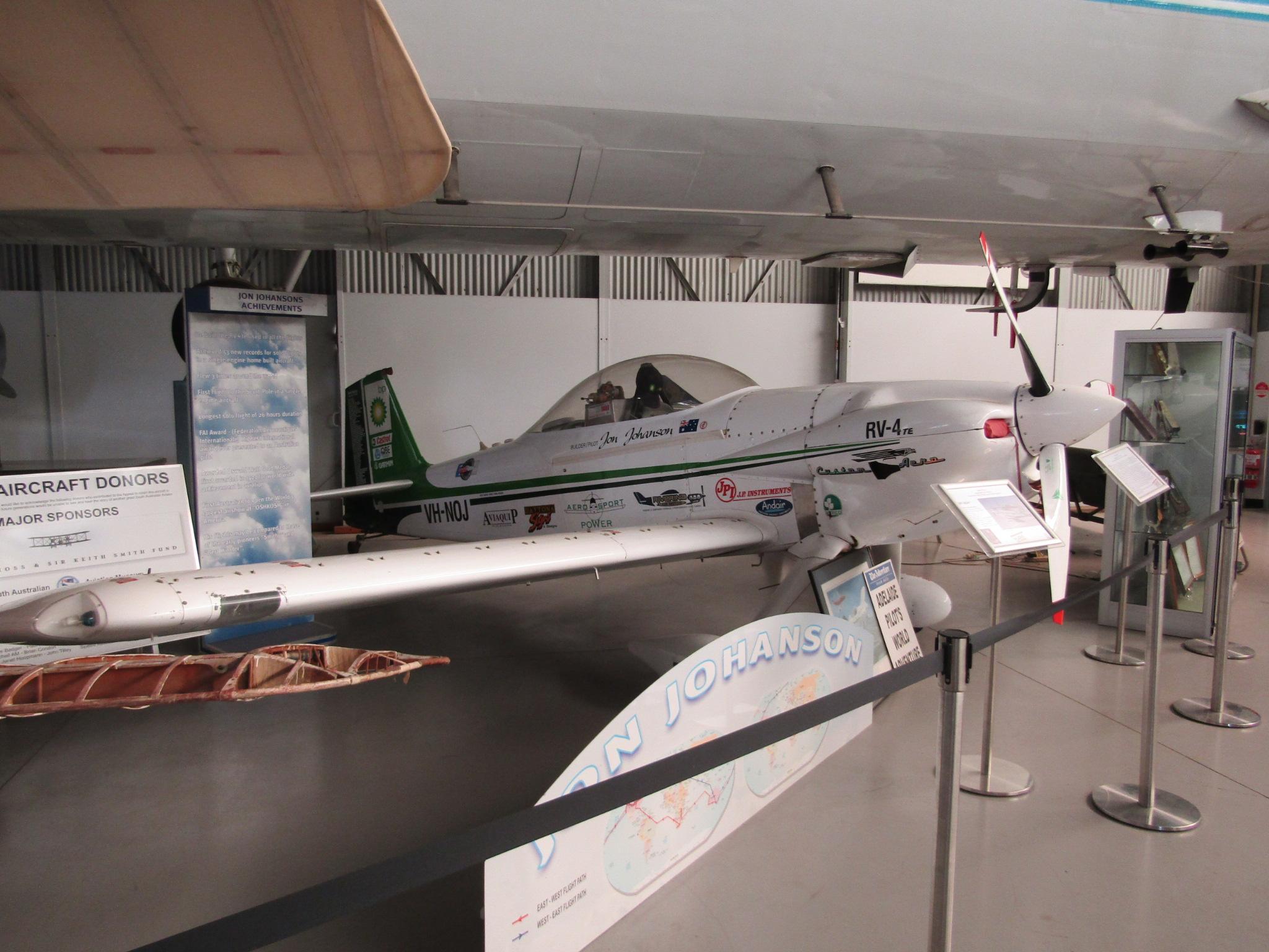 VH-NOJ photo, click to enlarge