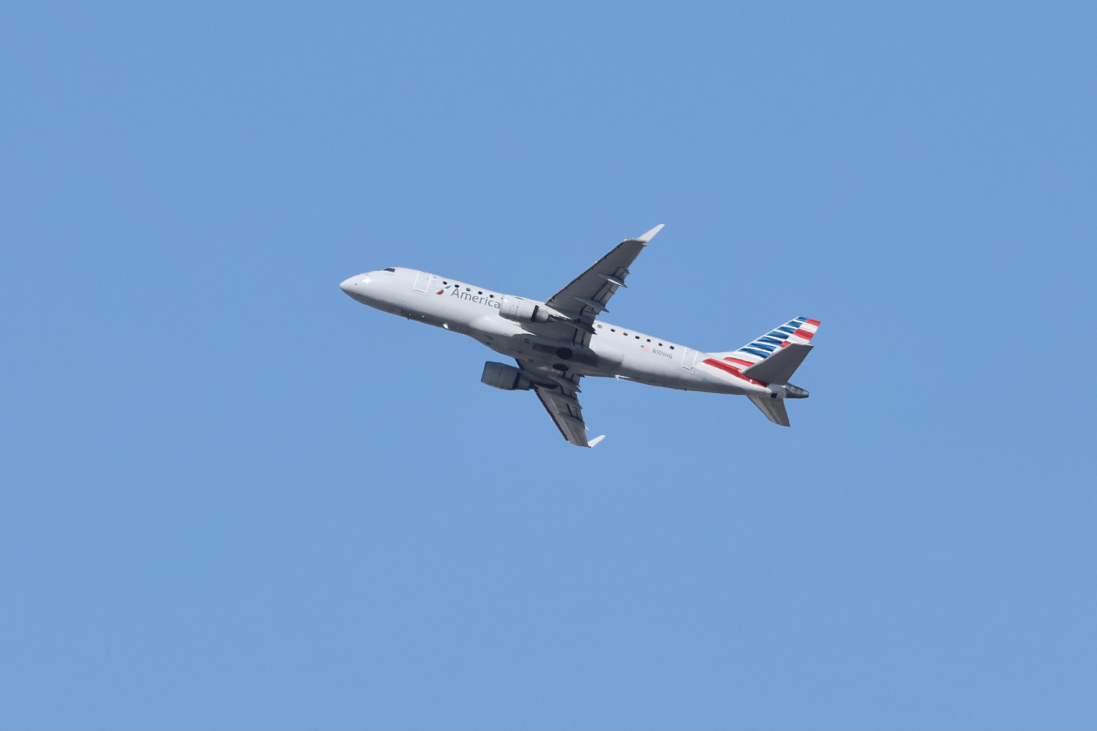 N109HQ @ KORD - E170 Republic Airways / American Eagle Embraer ERJ 170-200 LR N109HQ departing 27L KORD - by MarkKalfas