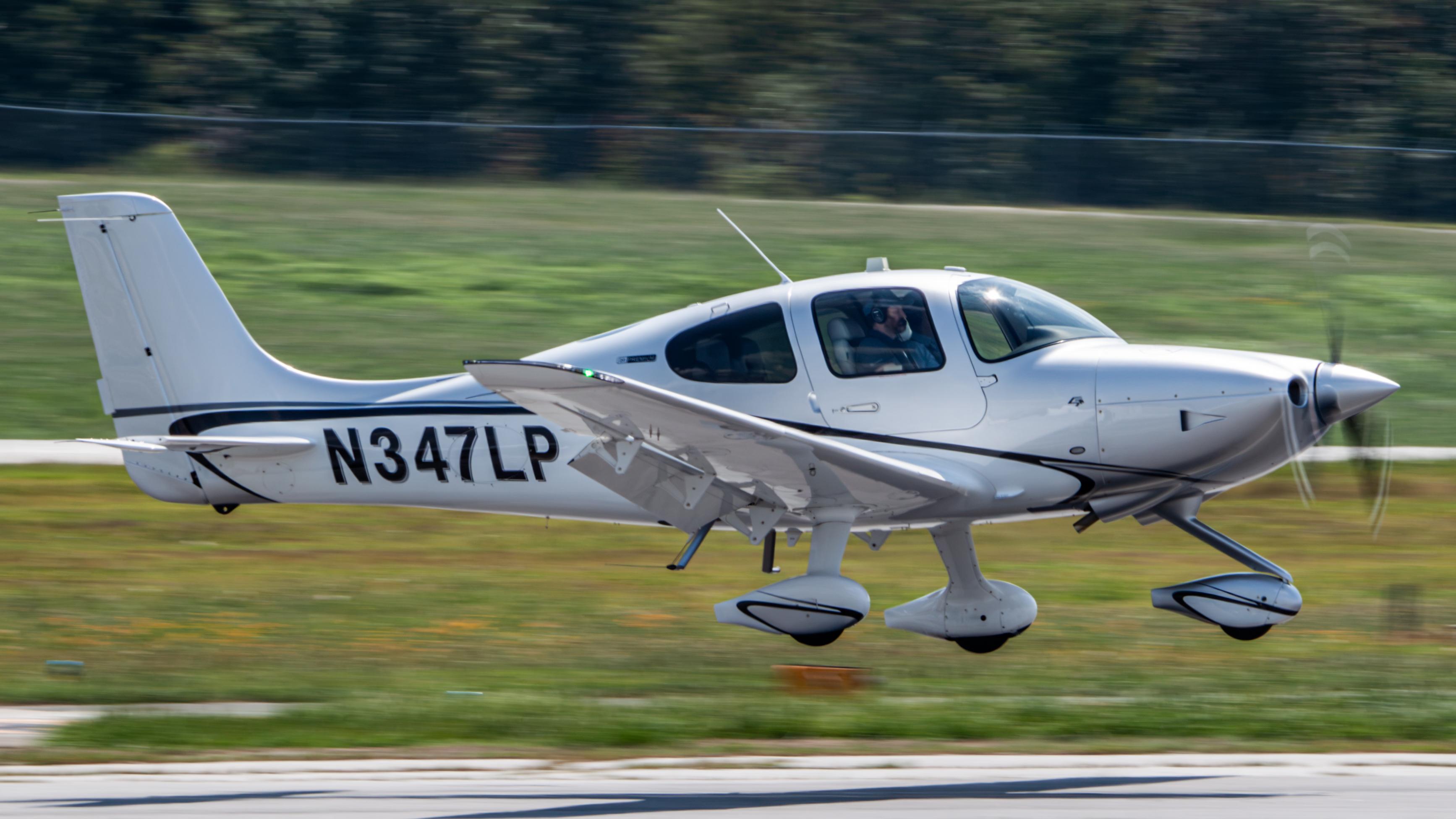 Aircraft N347LP, SR20, at KPDK, photo by AviationLover50