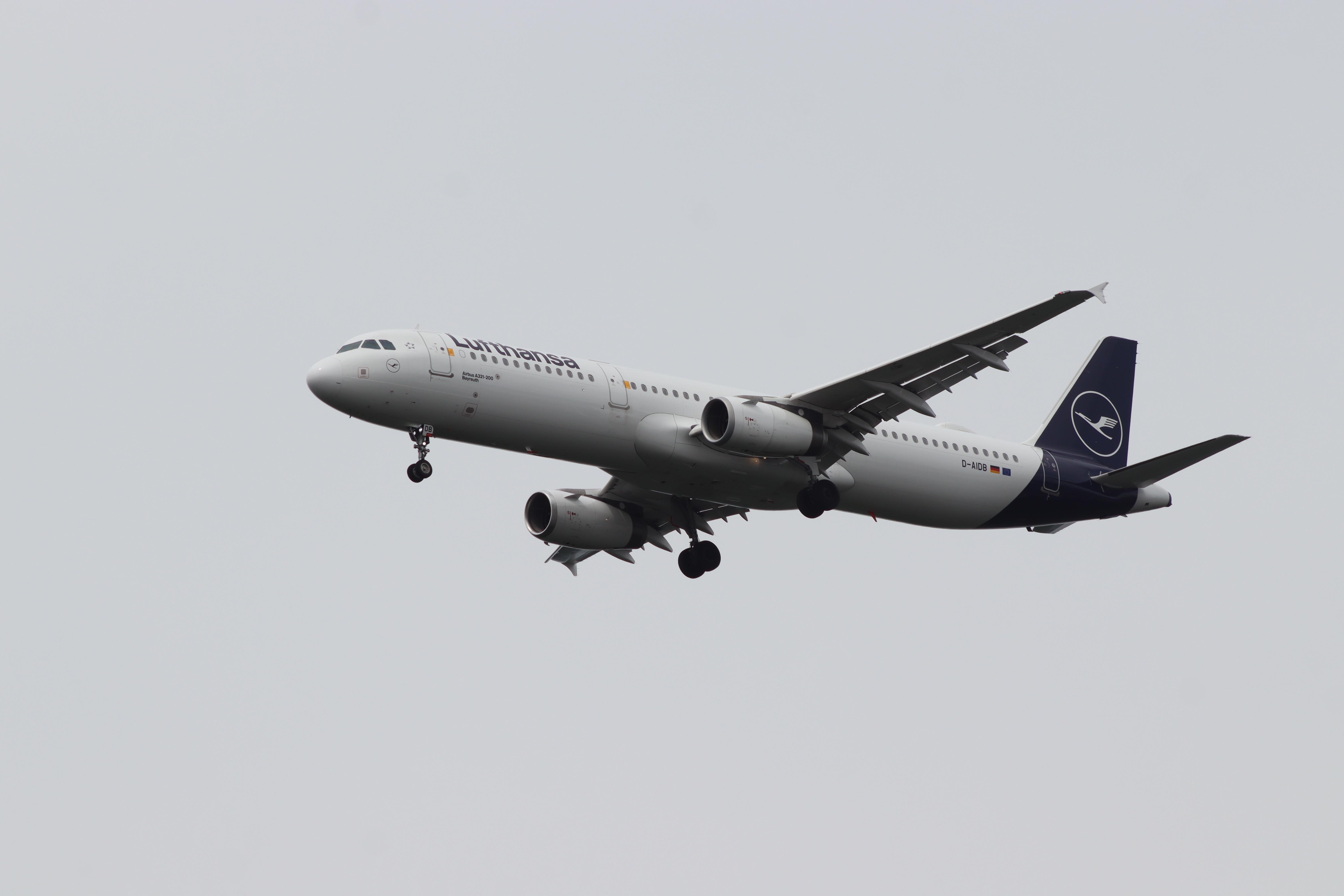 D-AIDB photo, click to enlarge