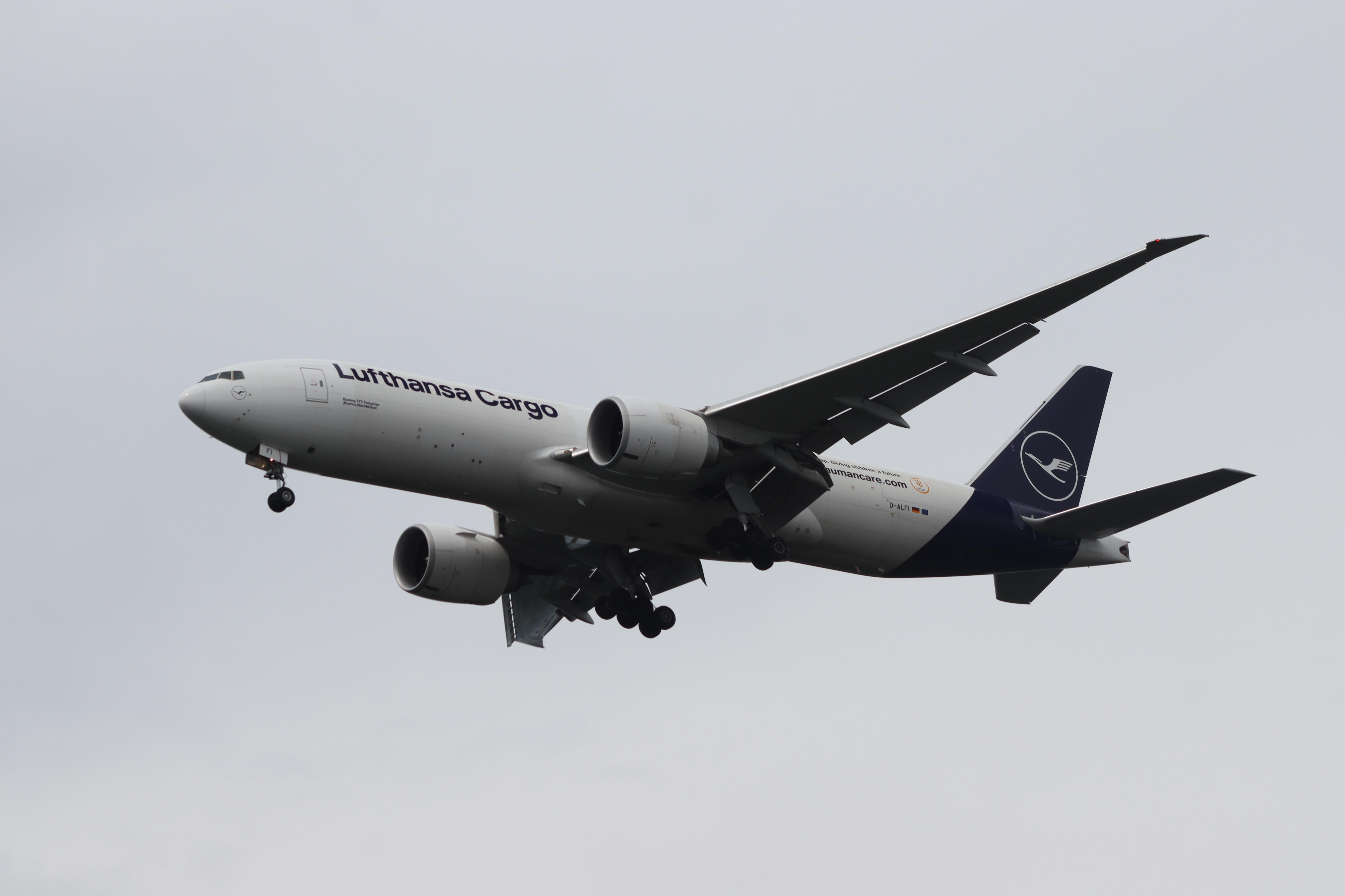 D-ALFI @ EDDF - Boeing 777-F - by MarkPasqualino