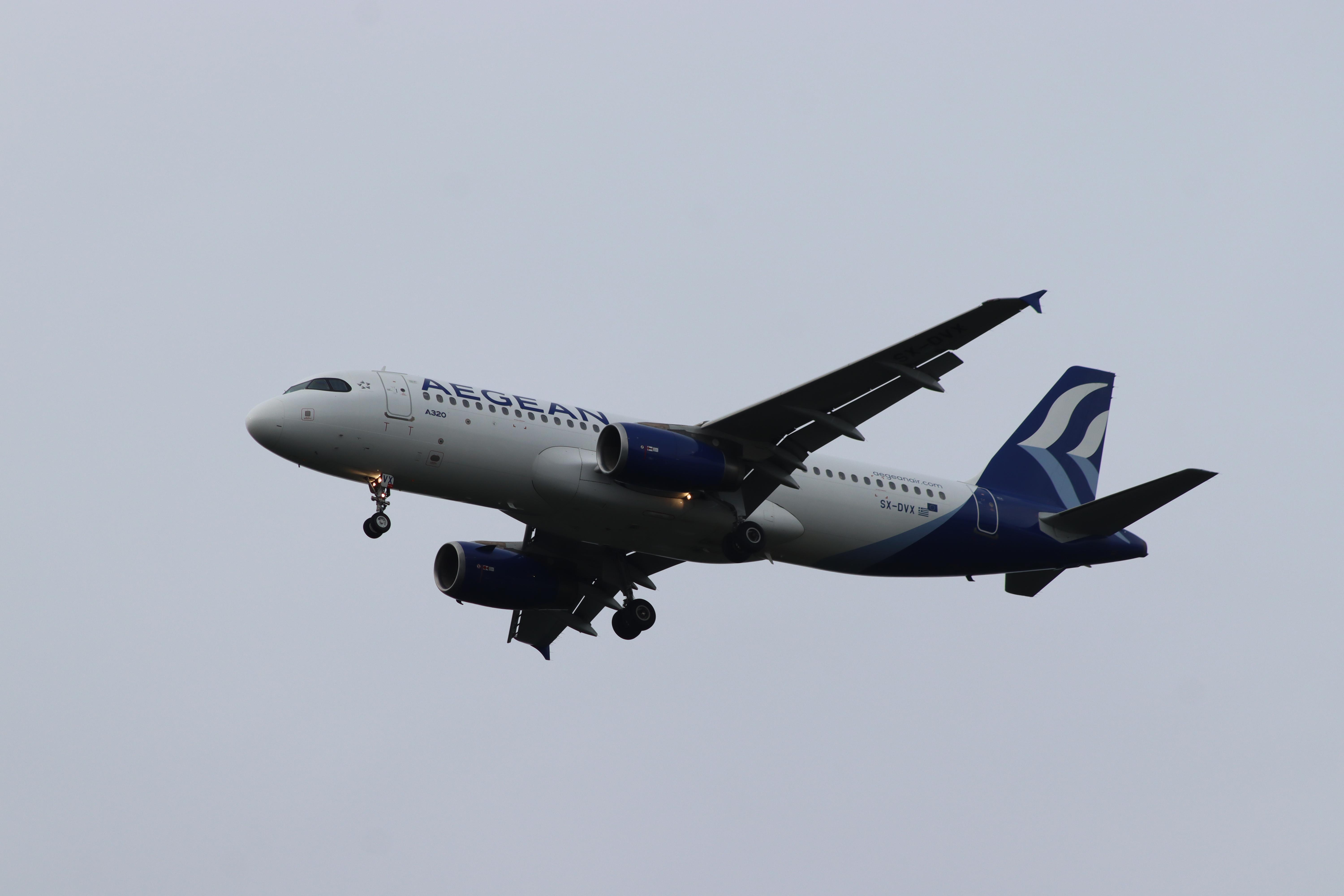 SX-DVX @ EDDF - Airbus A320-232 - by MarkPasqualino