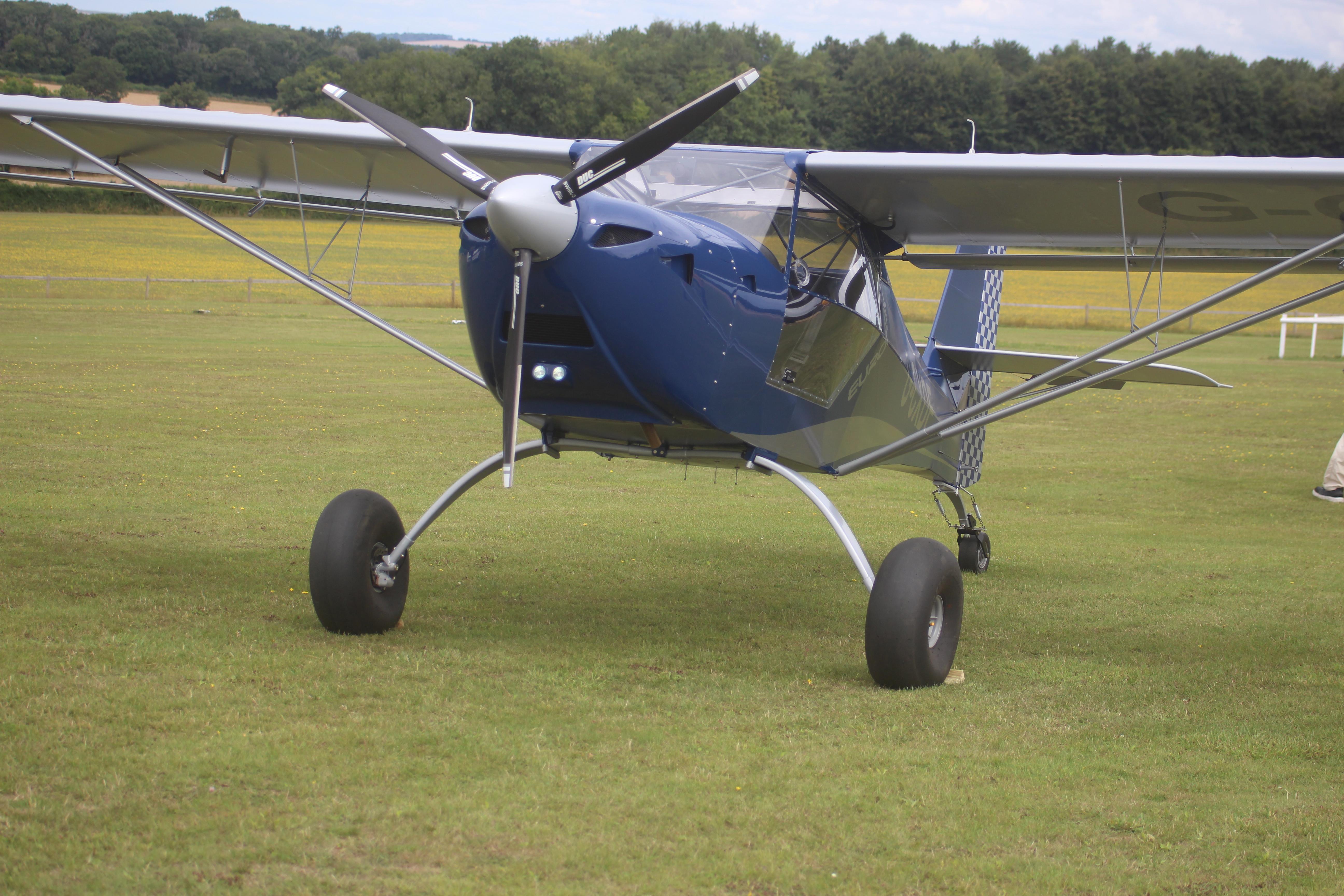 G-CXDE photo, click to enlarge