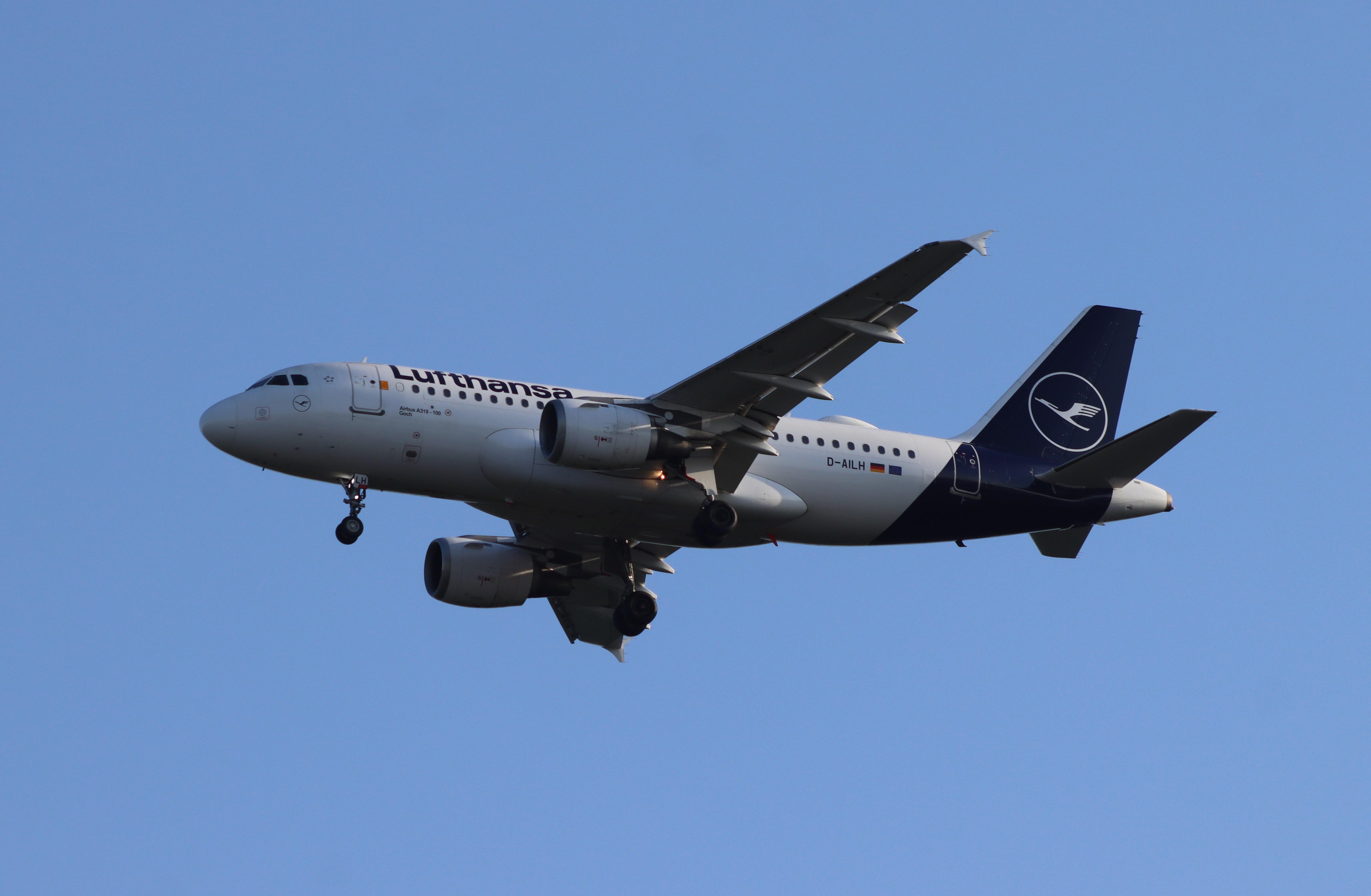 D-AILH photo, click to enlarge