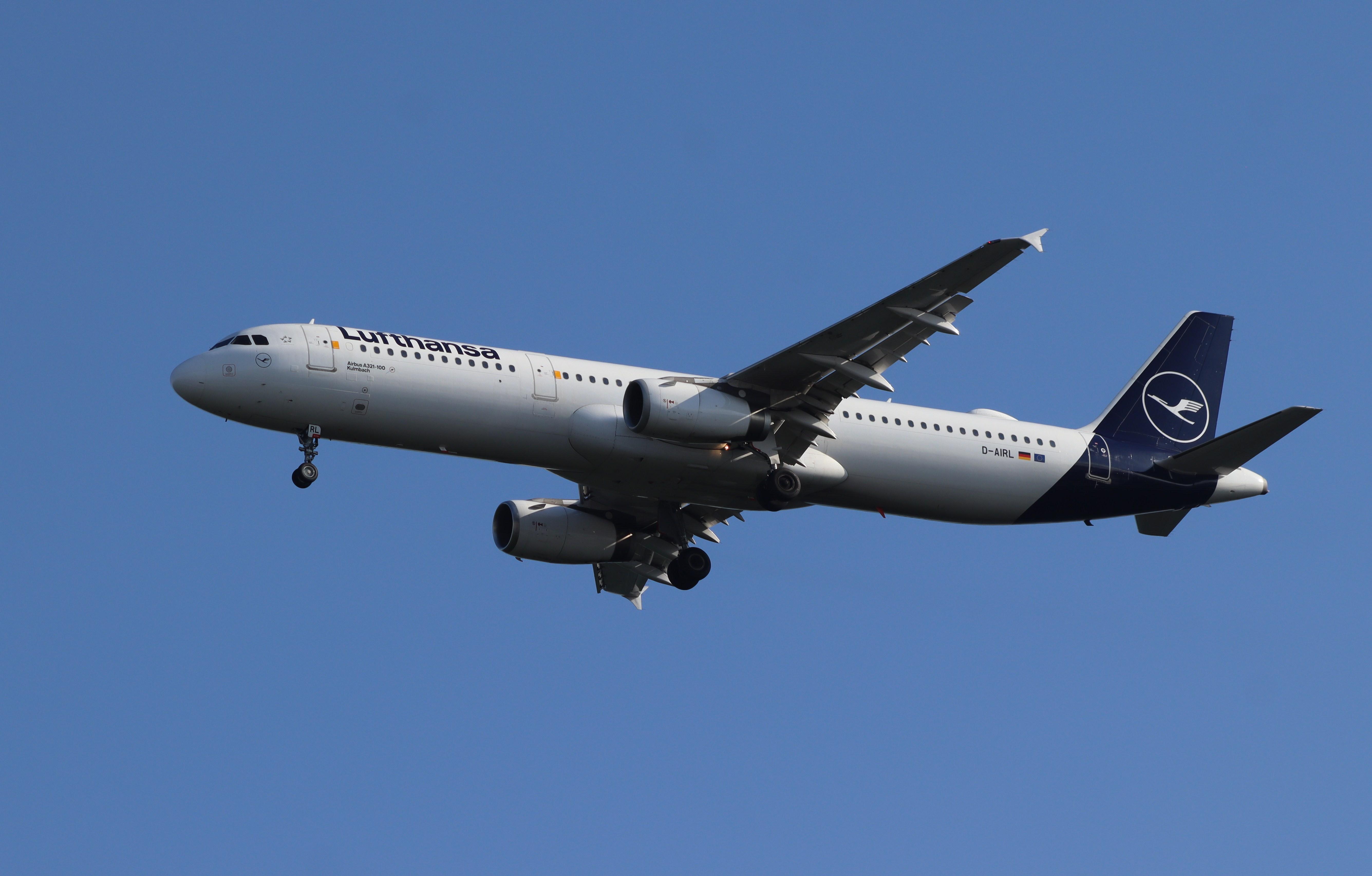 D-AIRL photo, click to enlarge