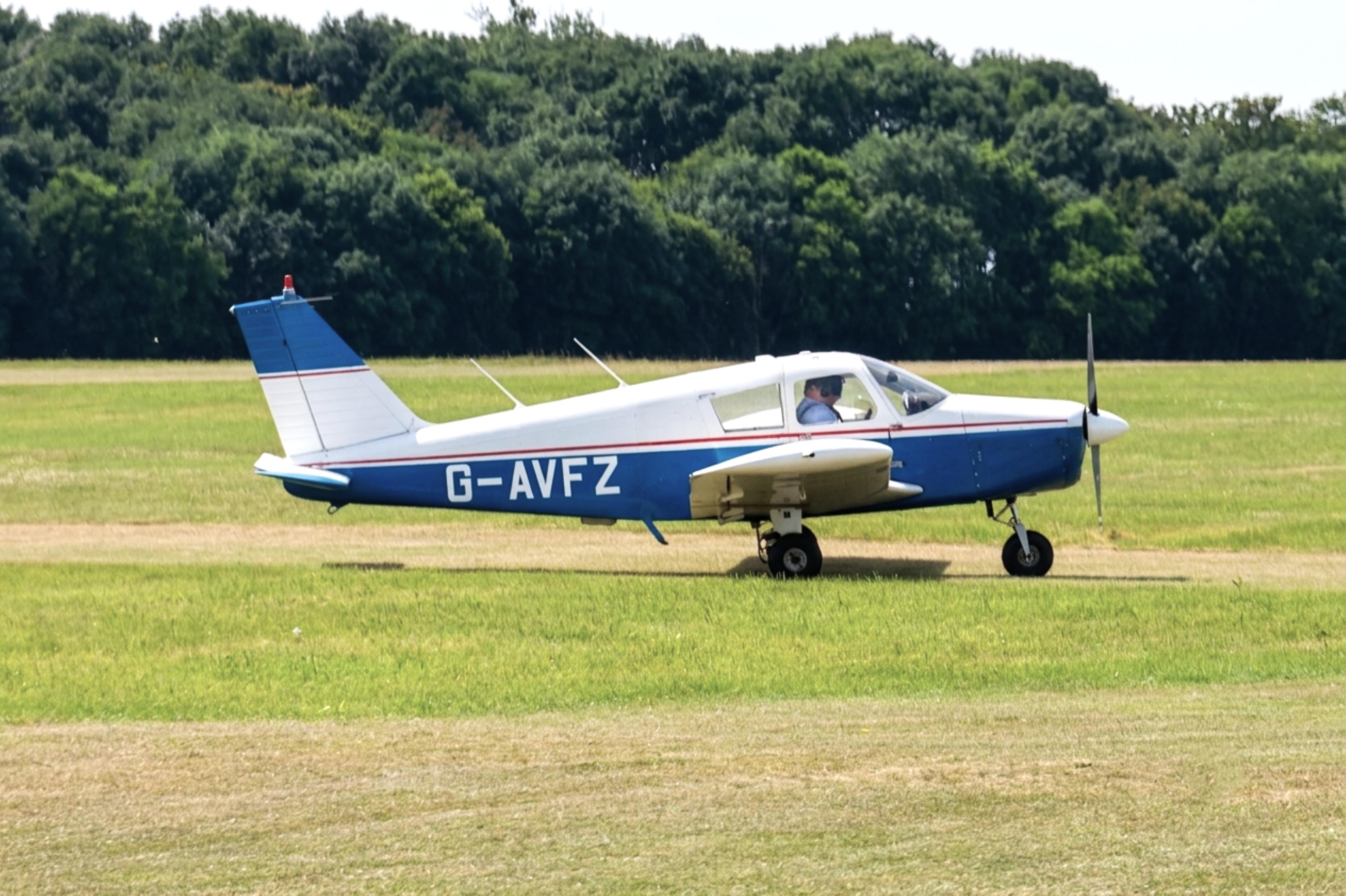 G-AVFZ @ EGTH - G-AVFZ 1967 Piper PA-28-140 Cherokee Old Warden 
 - by PhilR