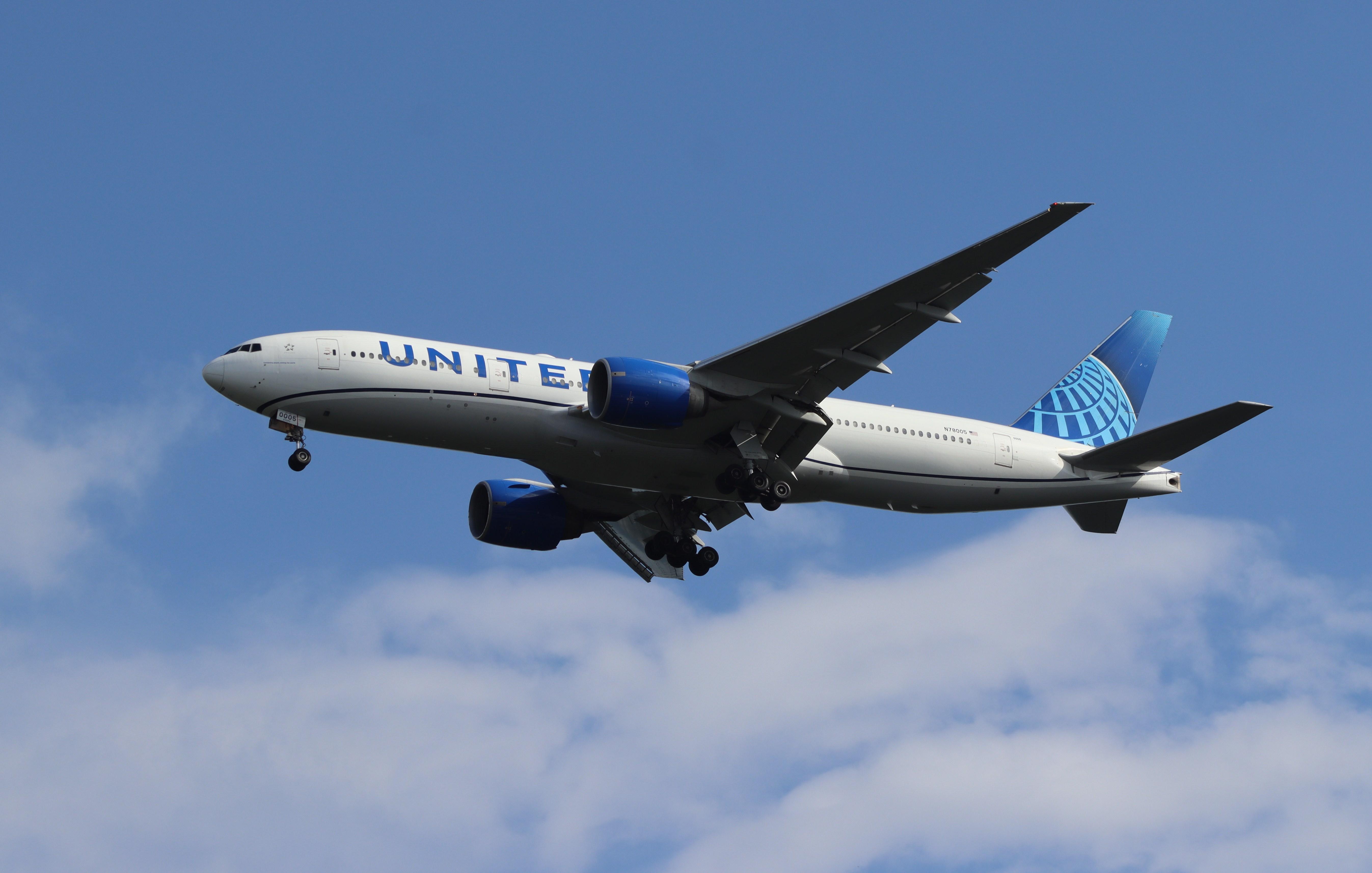 N78005 @ EDDF - Boeing777-224 - by MarkPasqualino