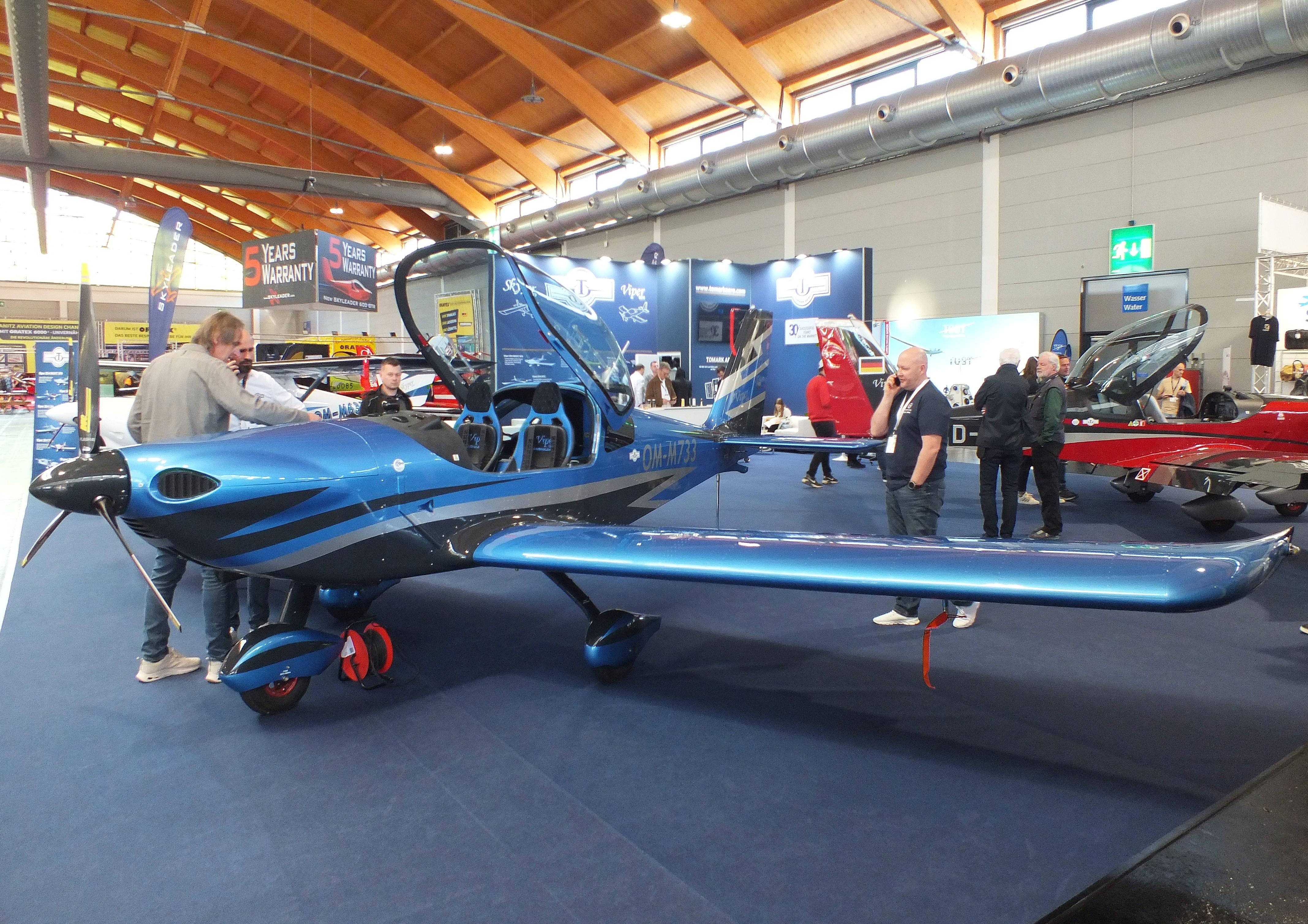 OM-M733 @ EDNY - Tomark Aero Viper SD-4 at the AERO 2026, Friedrichshafen - by iwarnecke