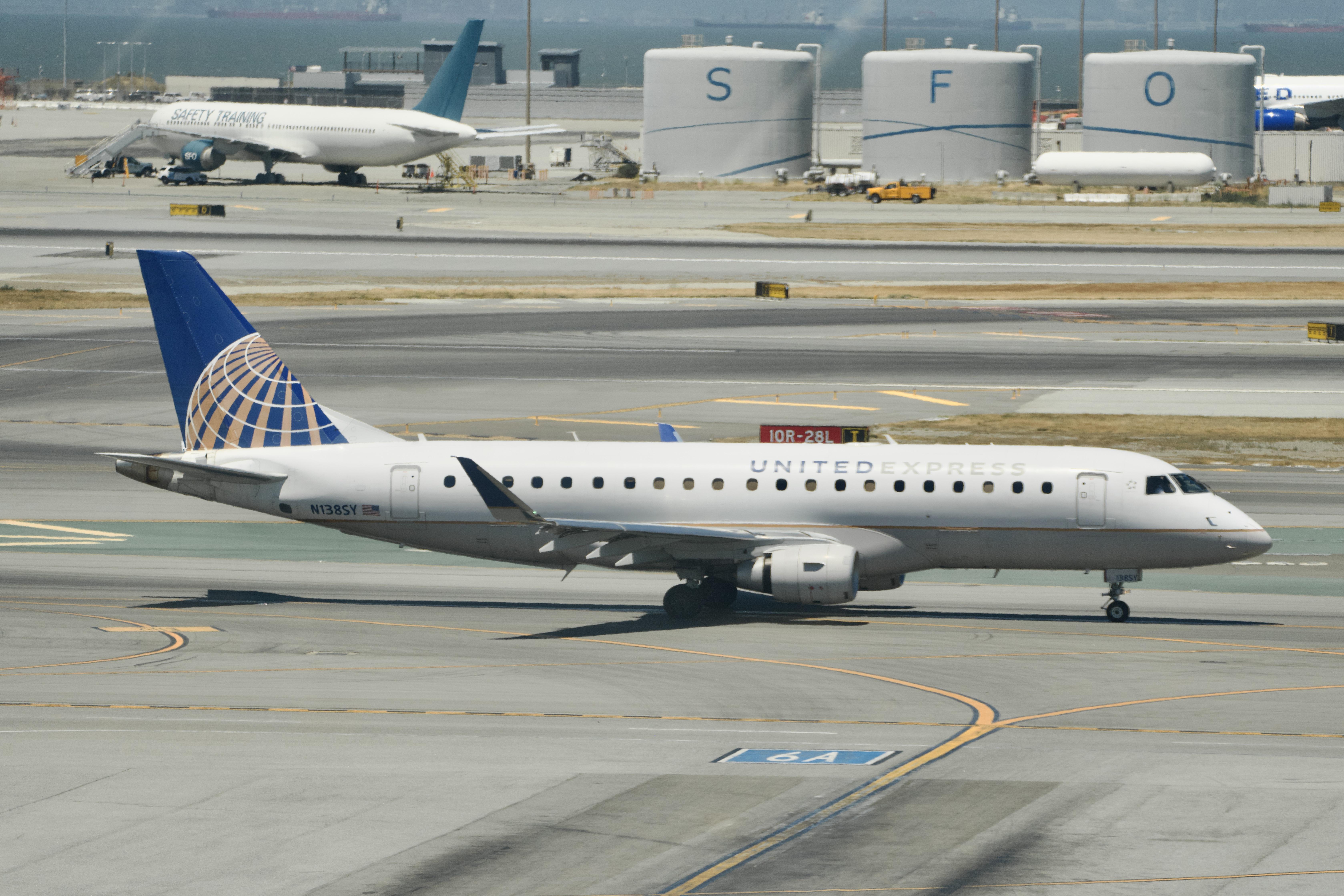 N138SY @ KSFO -  Sky Terrace SFO 2026 - by ClaytonEddy
