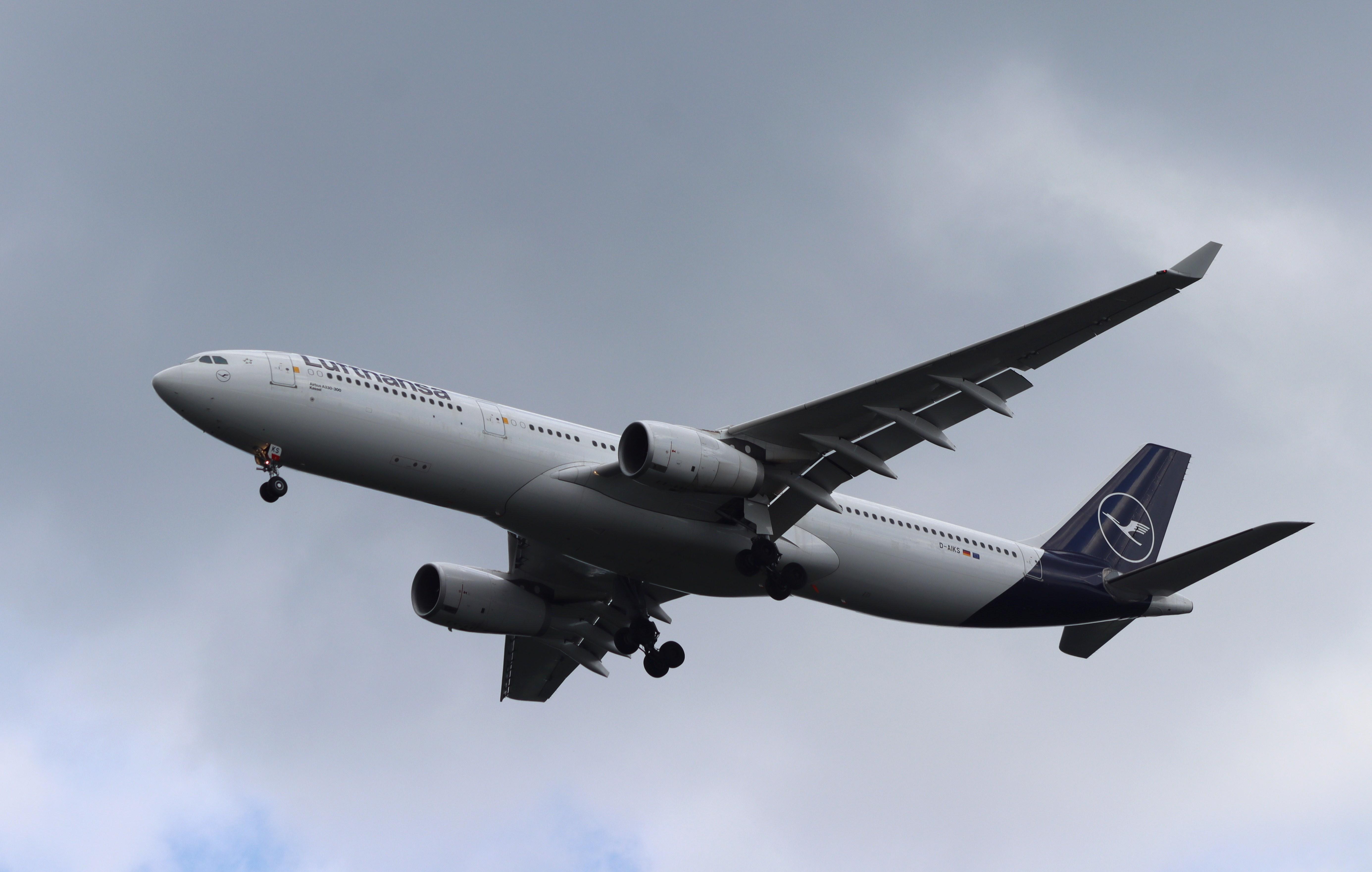 D-AIKS photo, click to enlarge