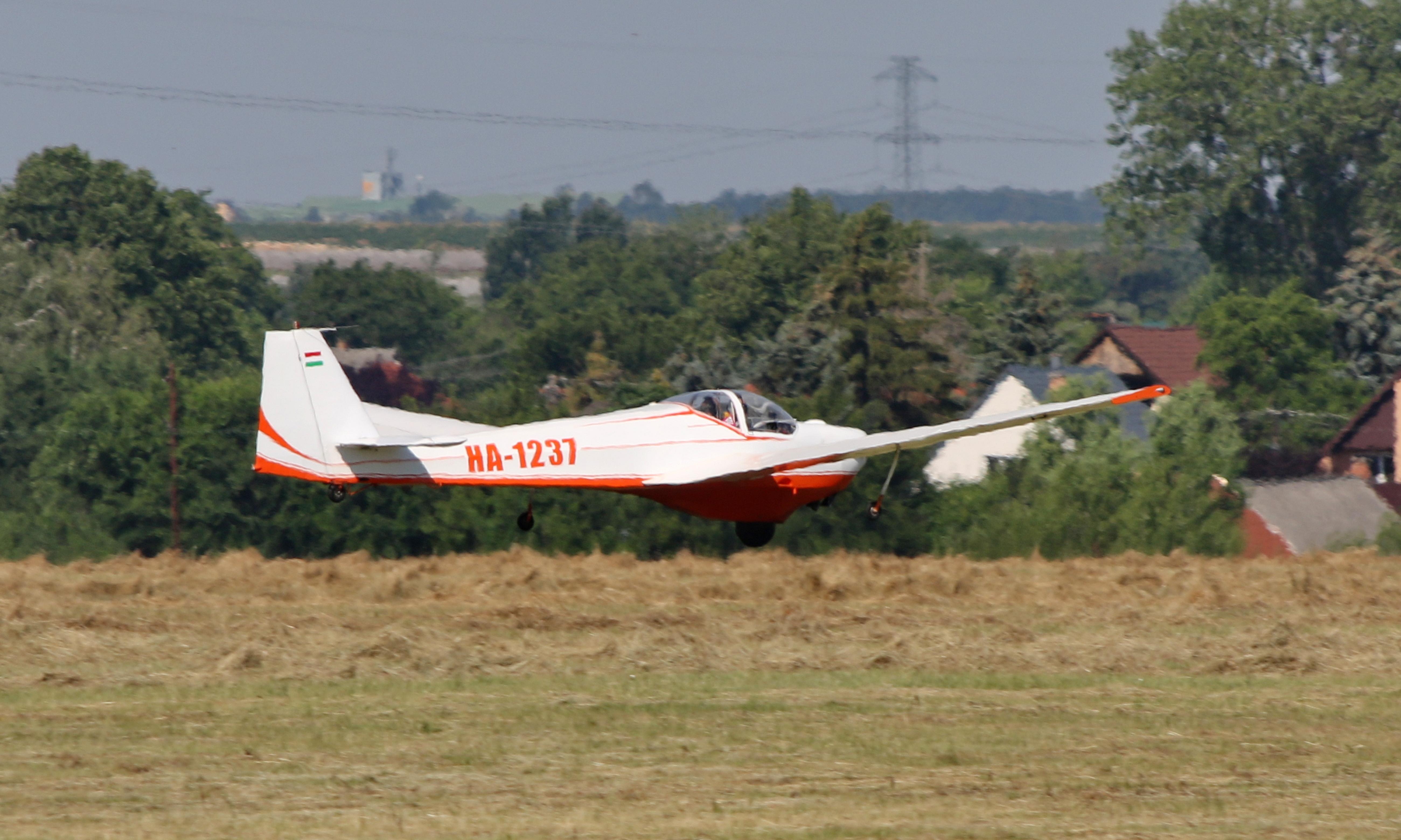 HA-1237 photo, click to enlarge