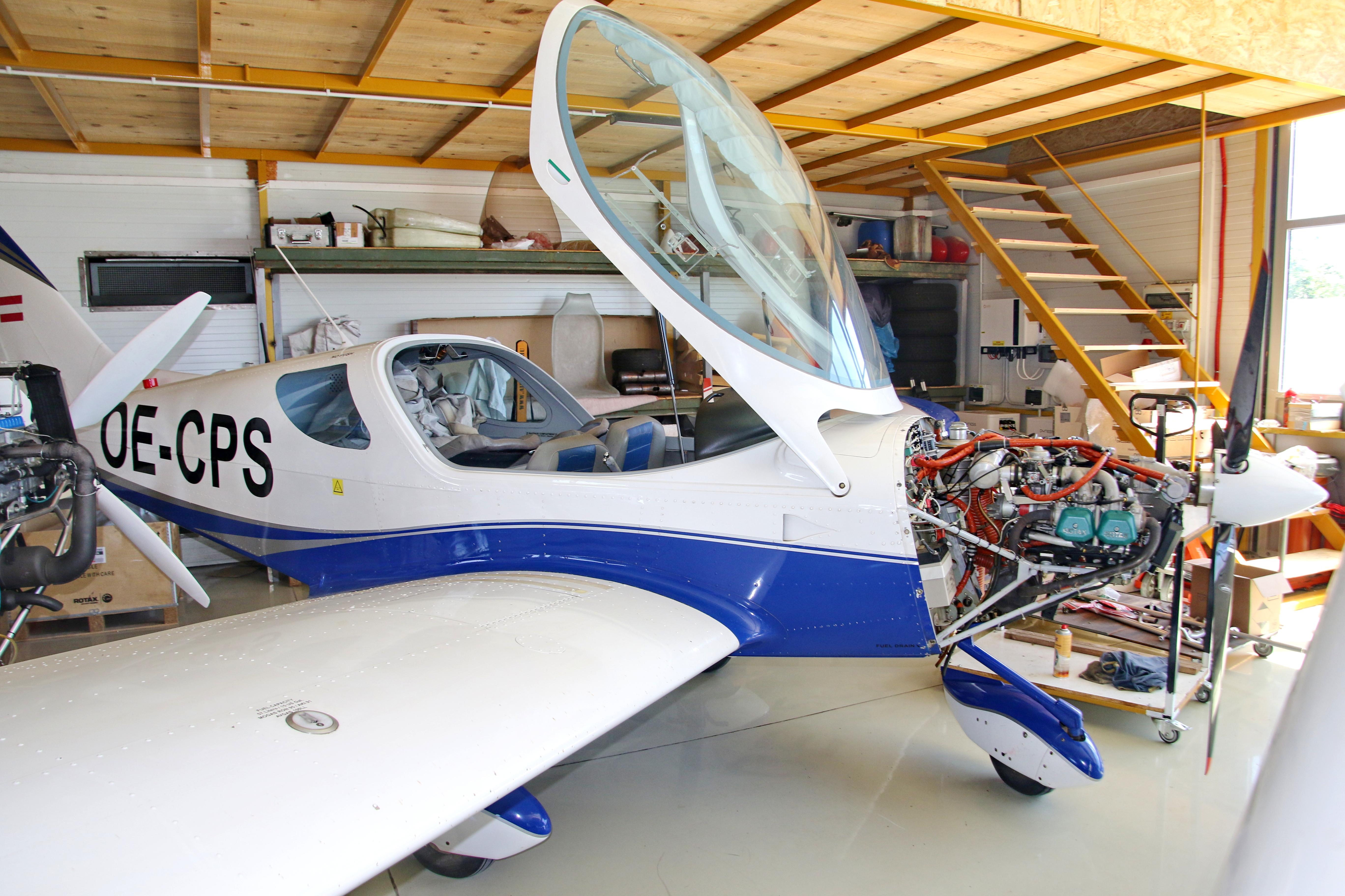 OE-CPS photo, click to enlarge