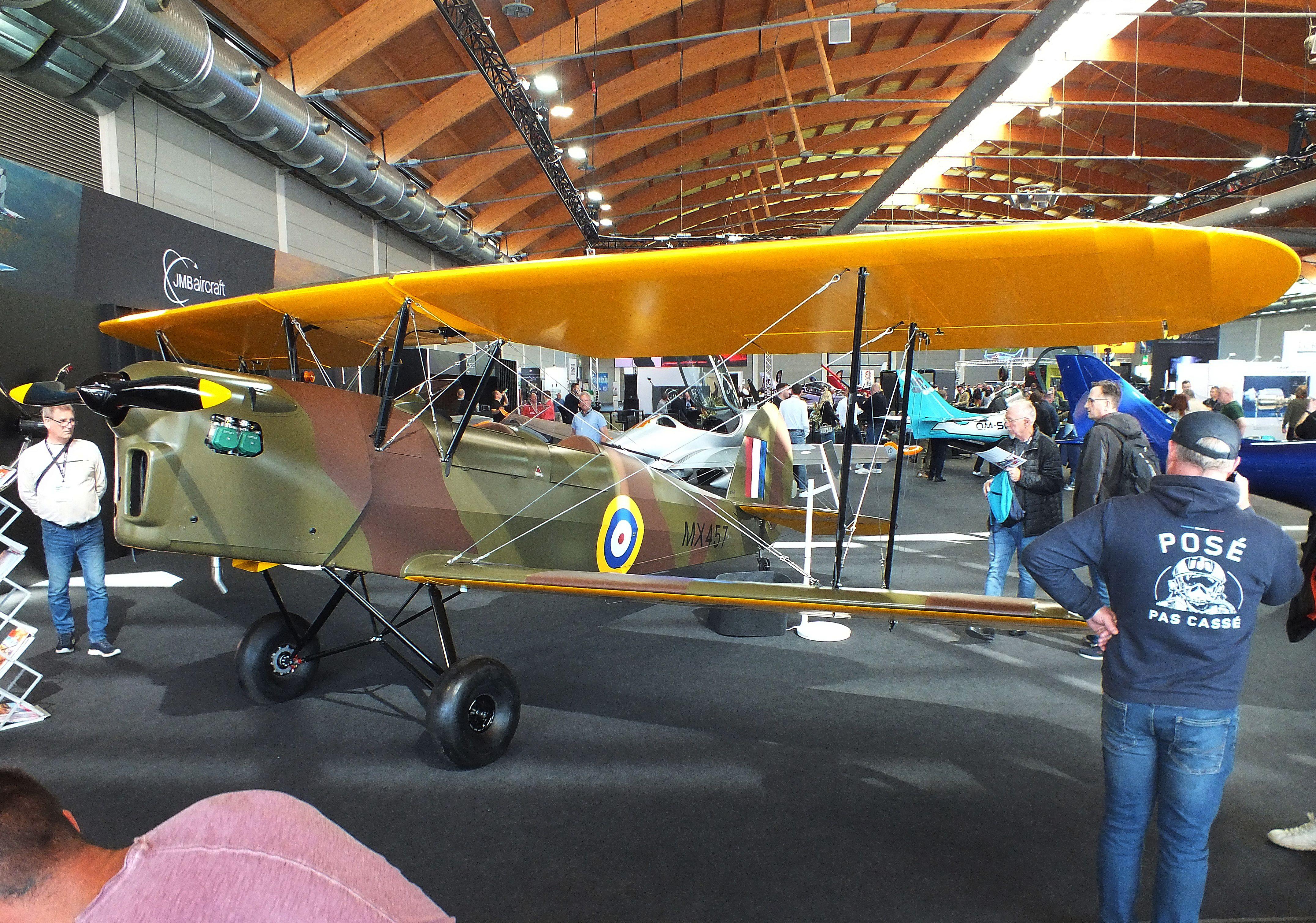 MX457 photo, click to enlarge