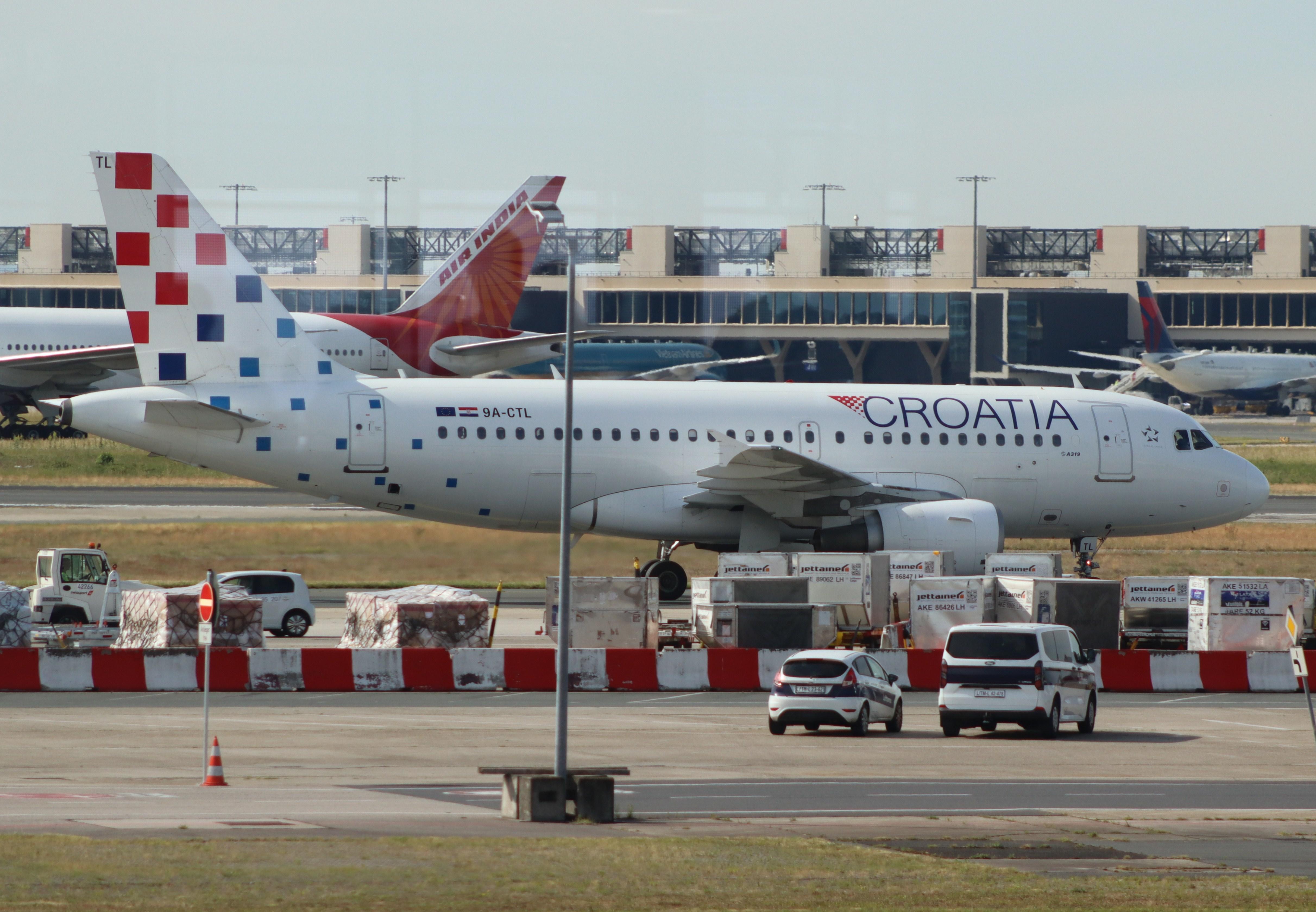 9A-CTL photo, click to enlarge