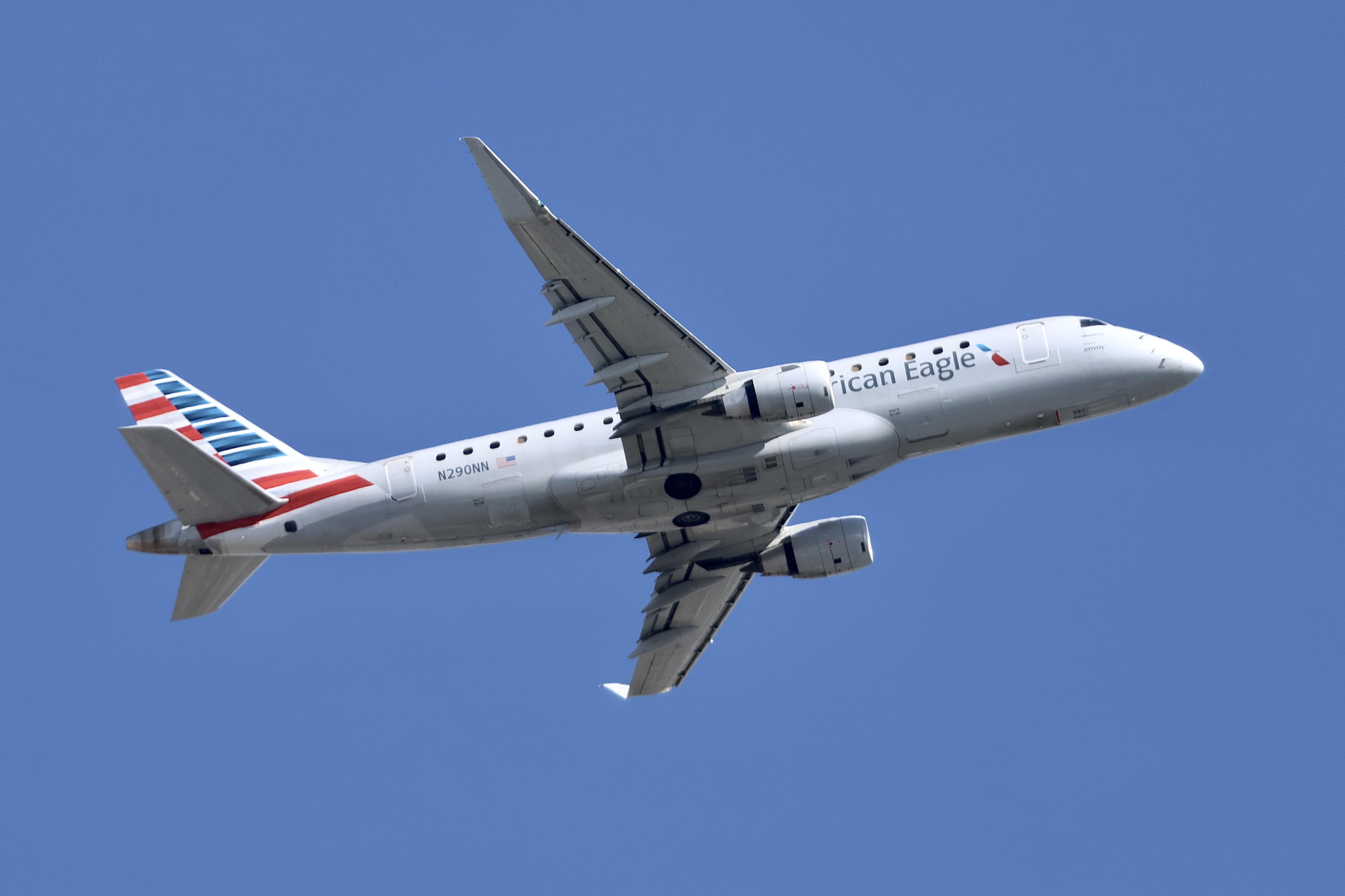 N260NN photo, click to enlarge