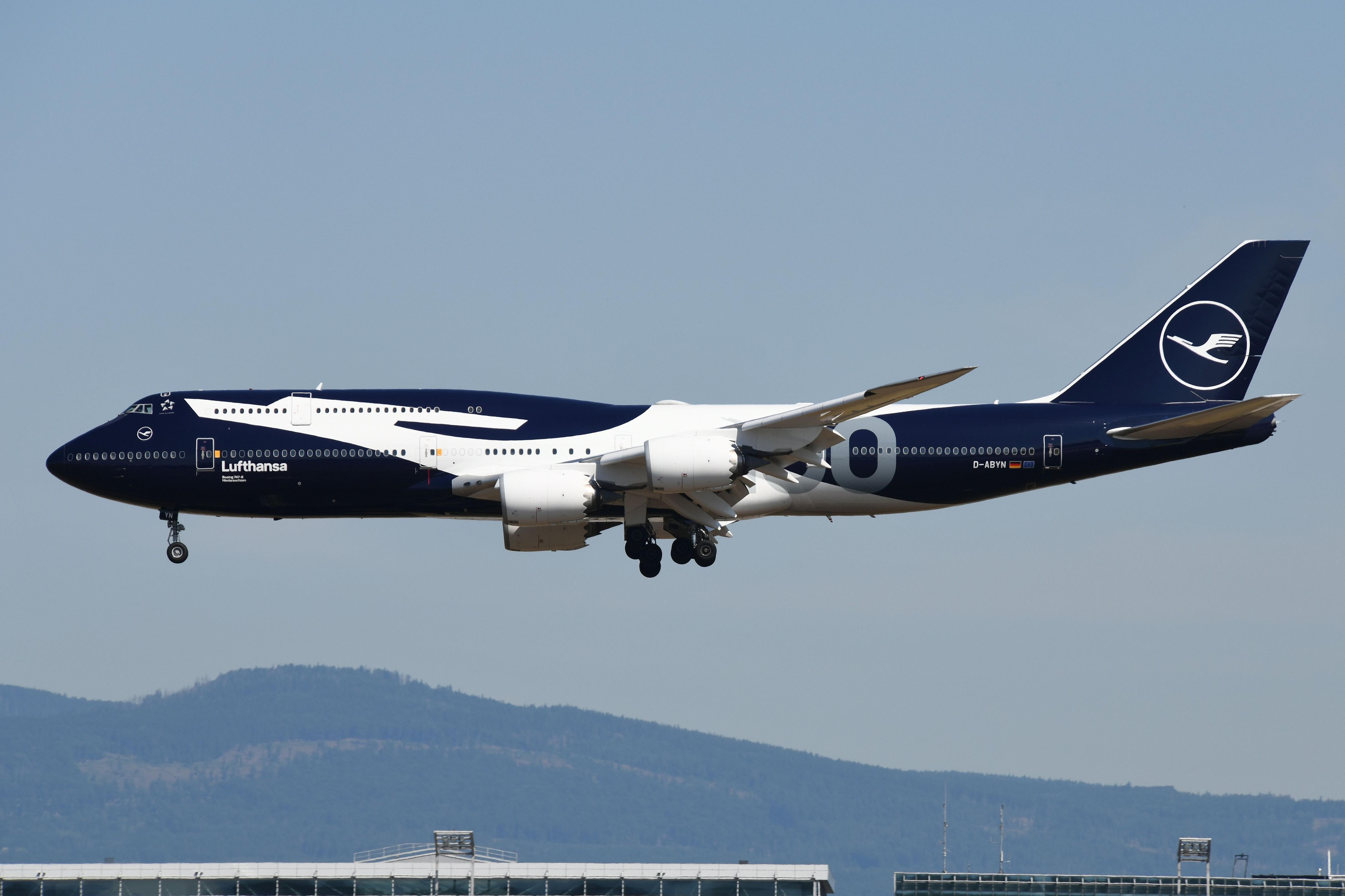 D-ABYN photo, click to enlarge