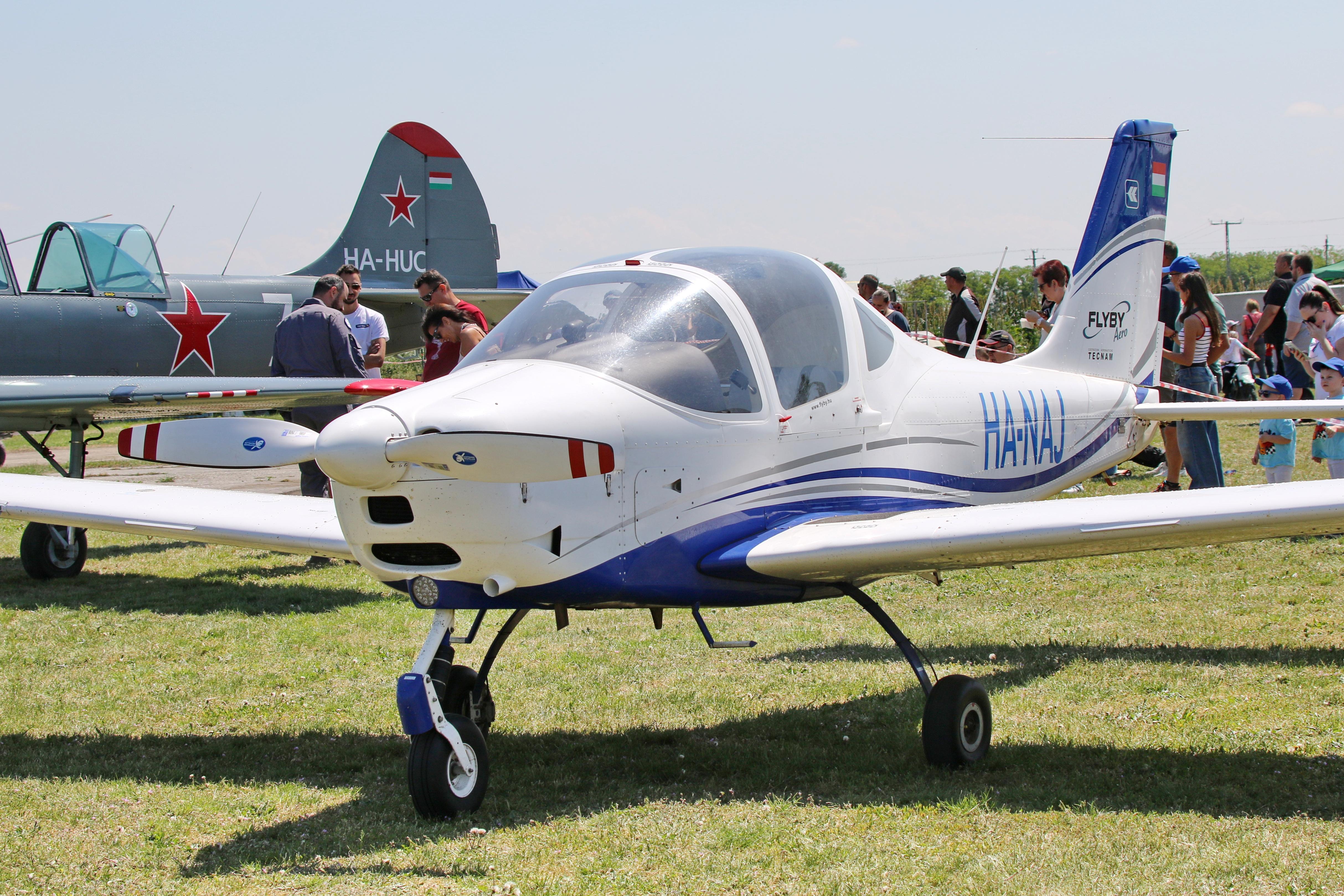 HA-NAJ photo, click to enlarge