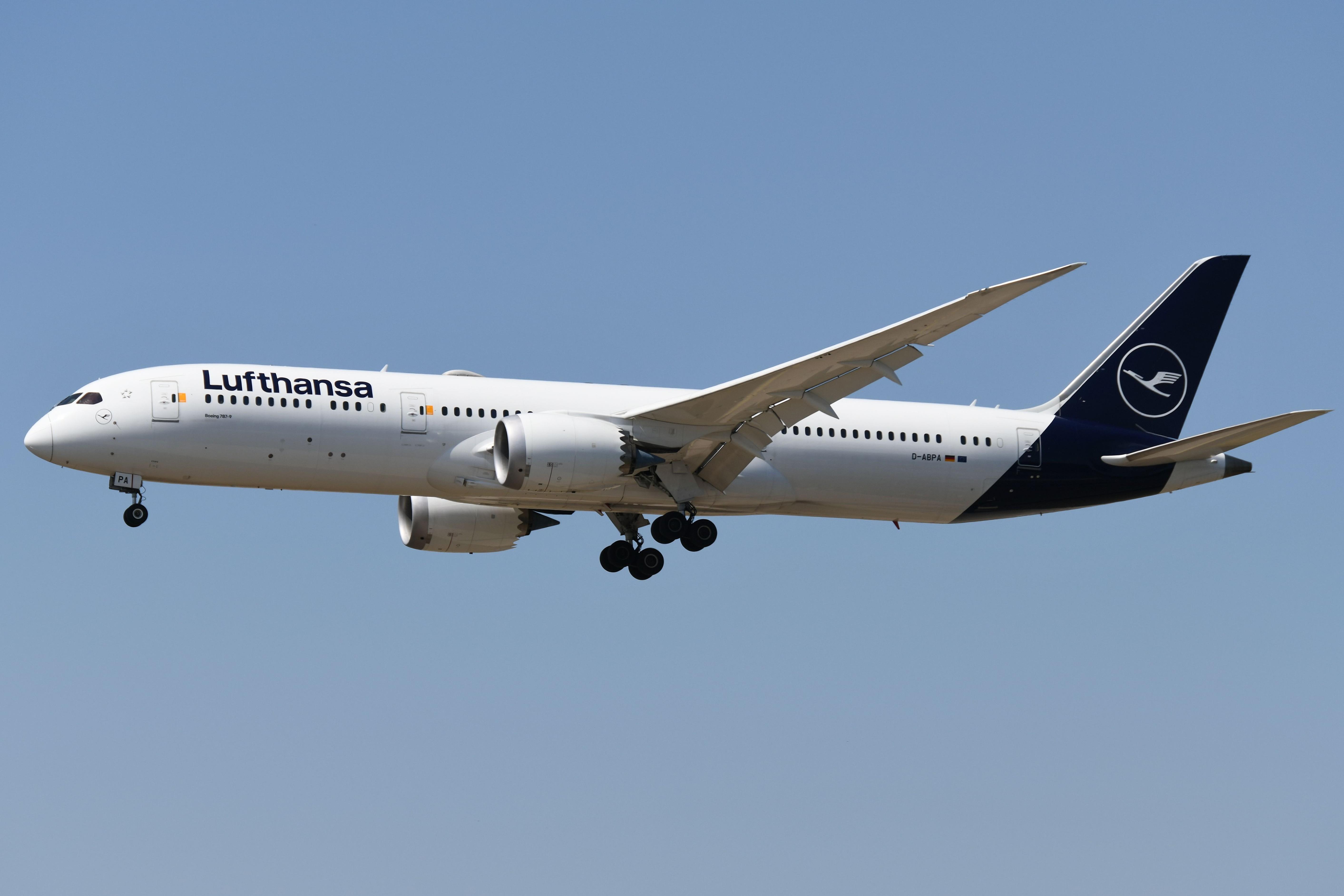D-ABPA @ EDDF - Lufthansa B789 arriving - by FerryPNL