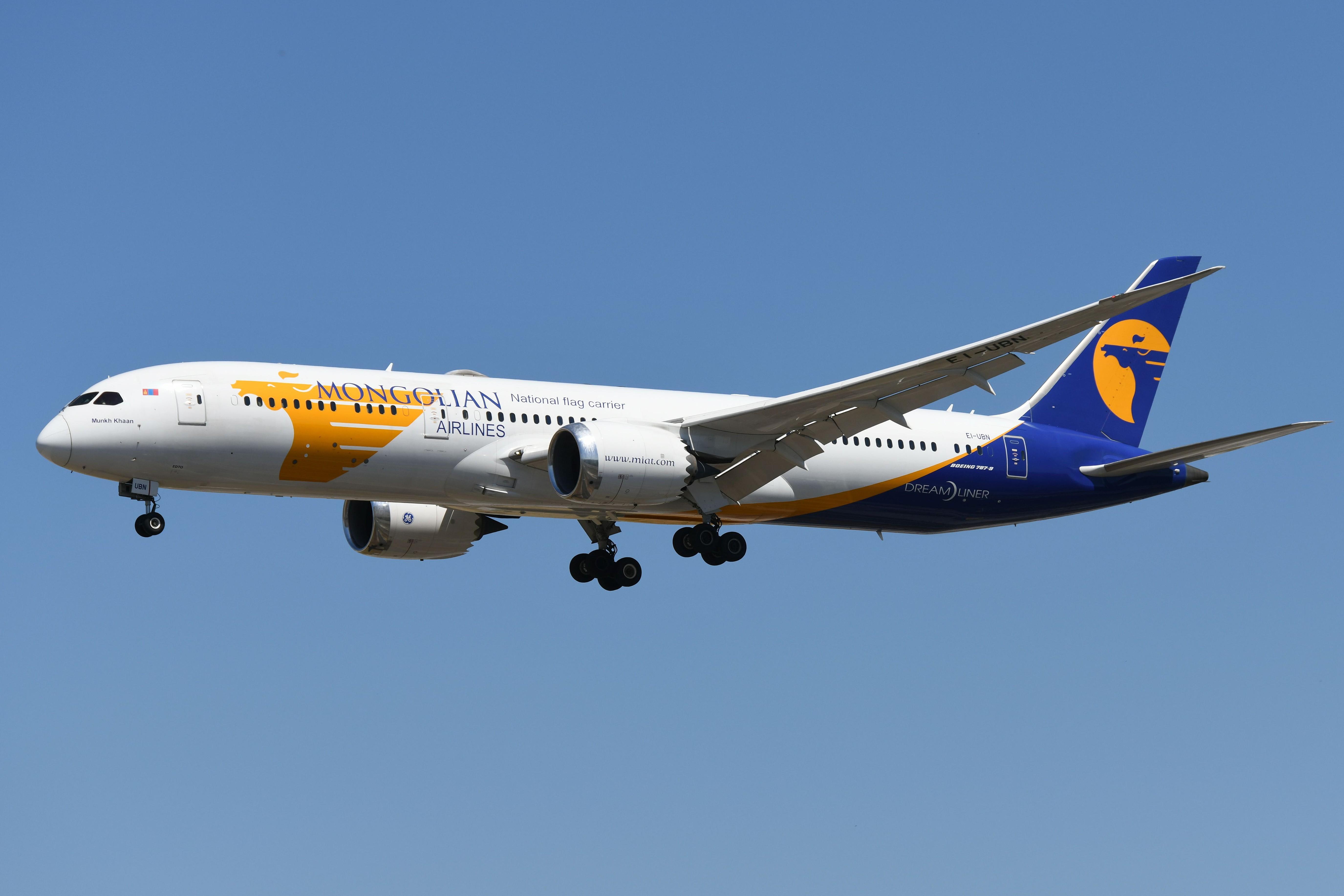 EI-UBN @ EDDF - Arrival of Mongolian B789 - by FerryPNL