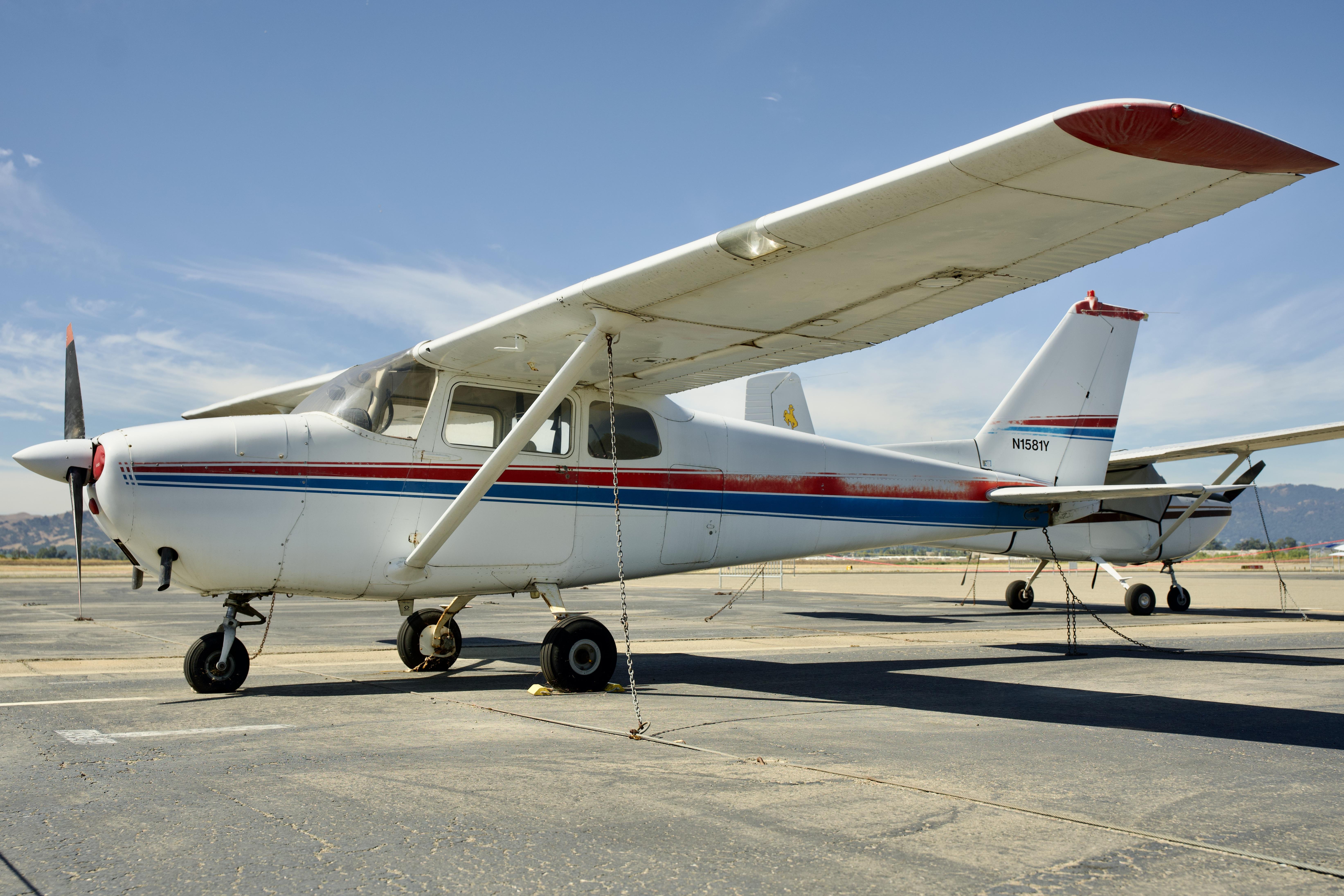 N1581Y photo, click to enlarge