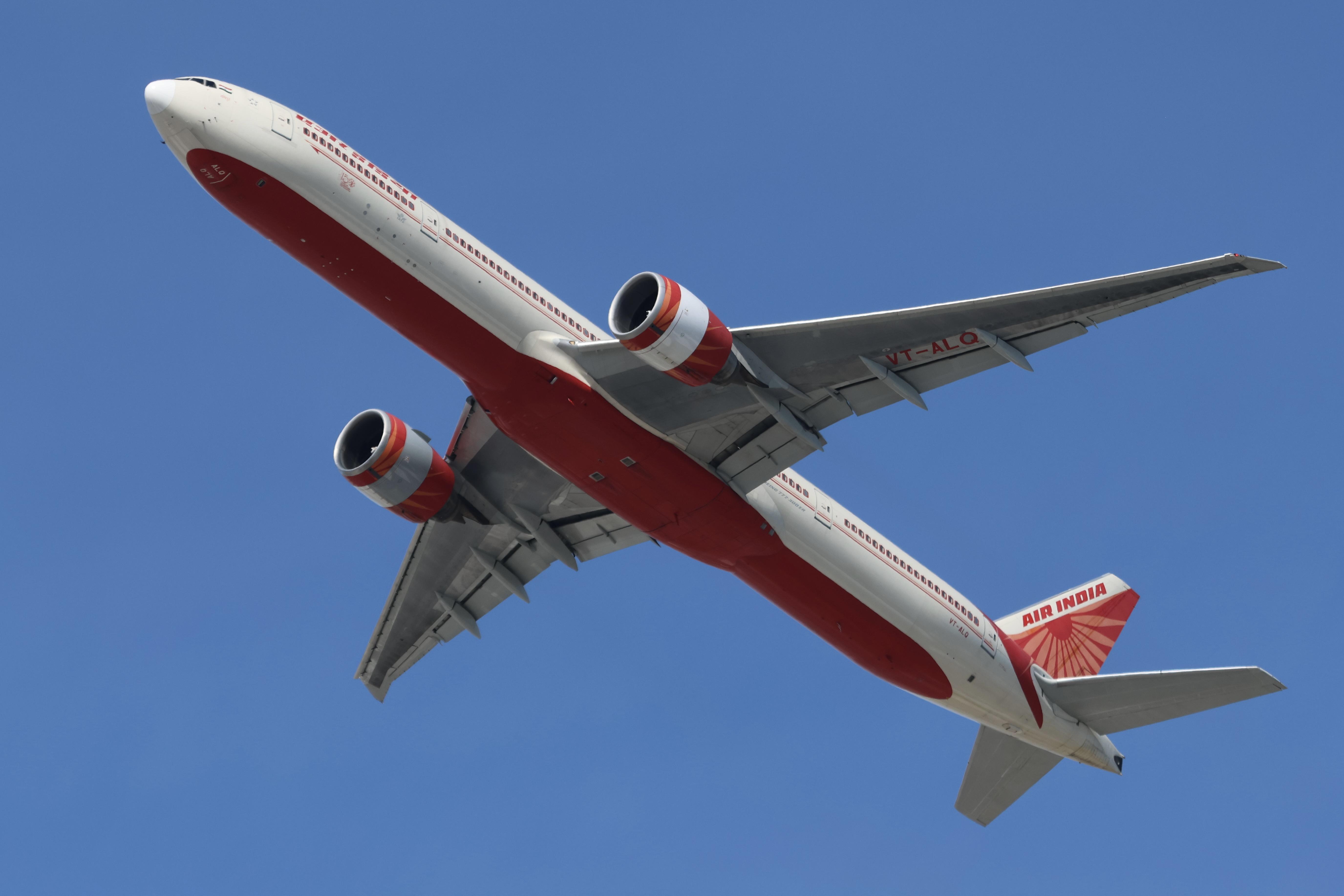 VT-ALQ photo, click to enlarge