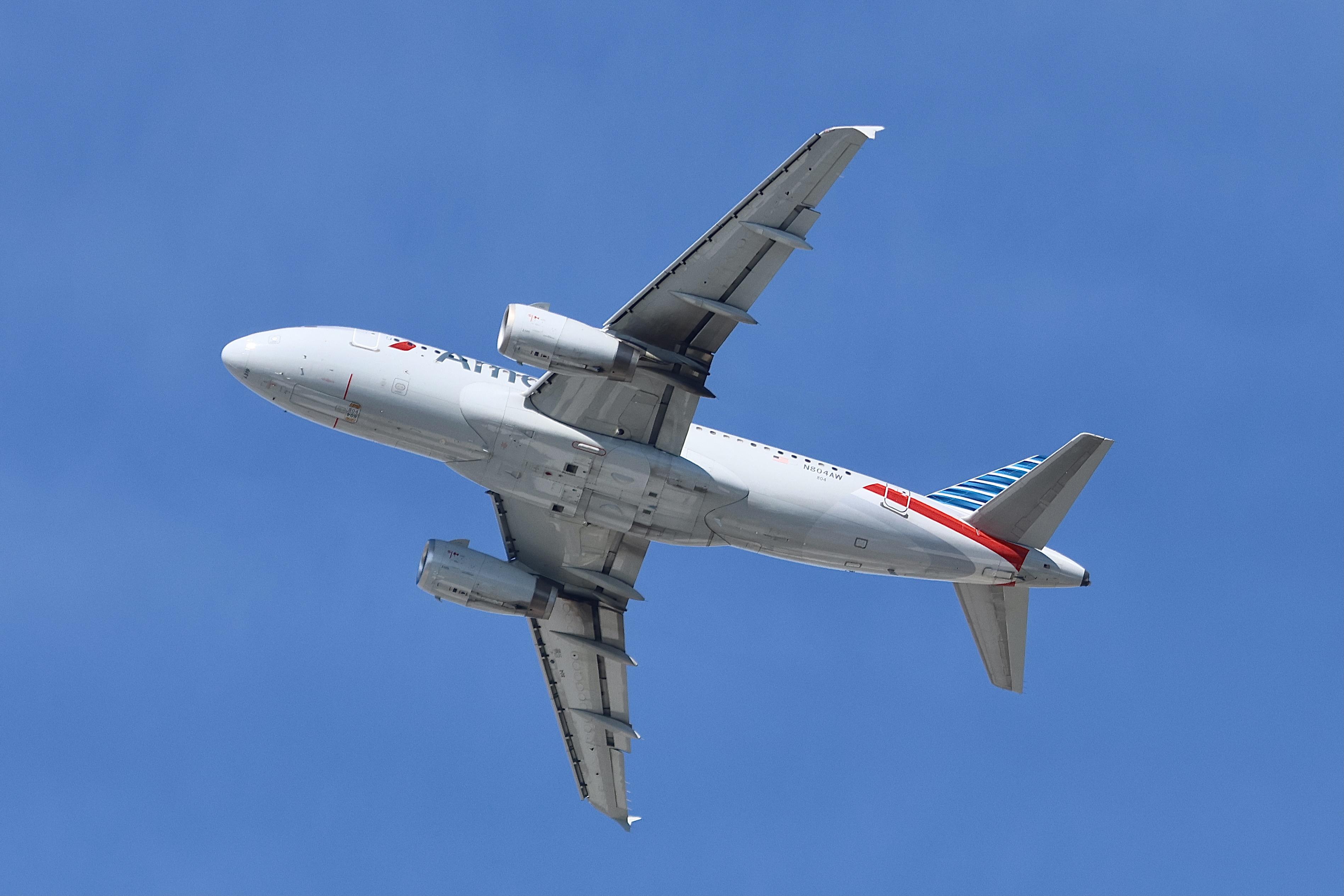 N804AW photo, click to enlarge
