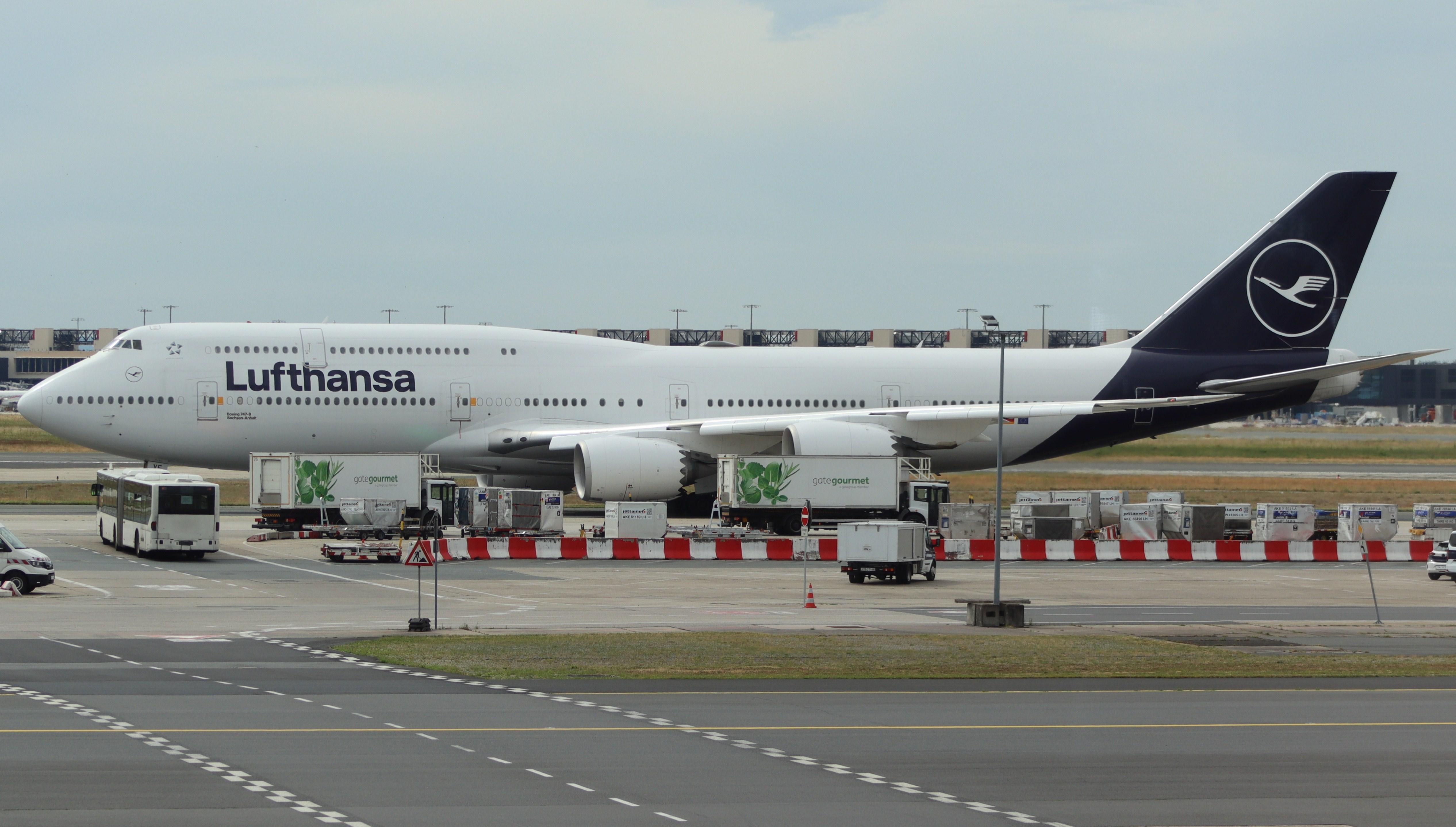 D-ABYF @ EDDF - Boeing 747-830 - by MarkPasqualino