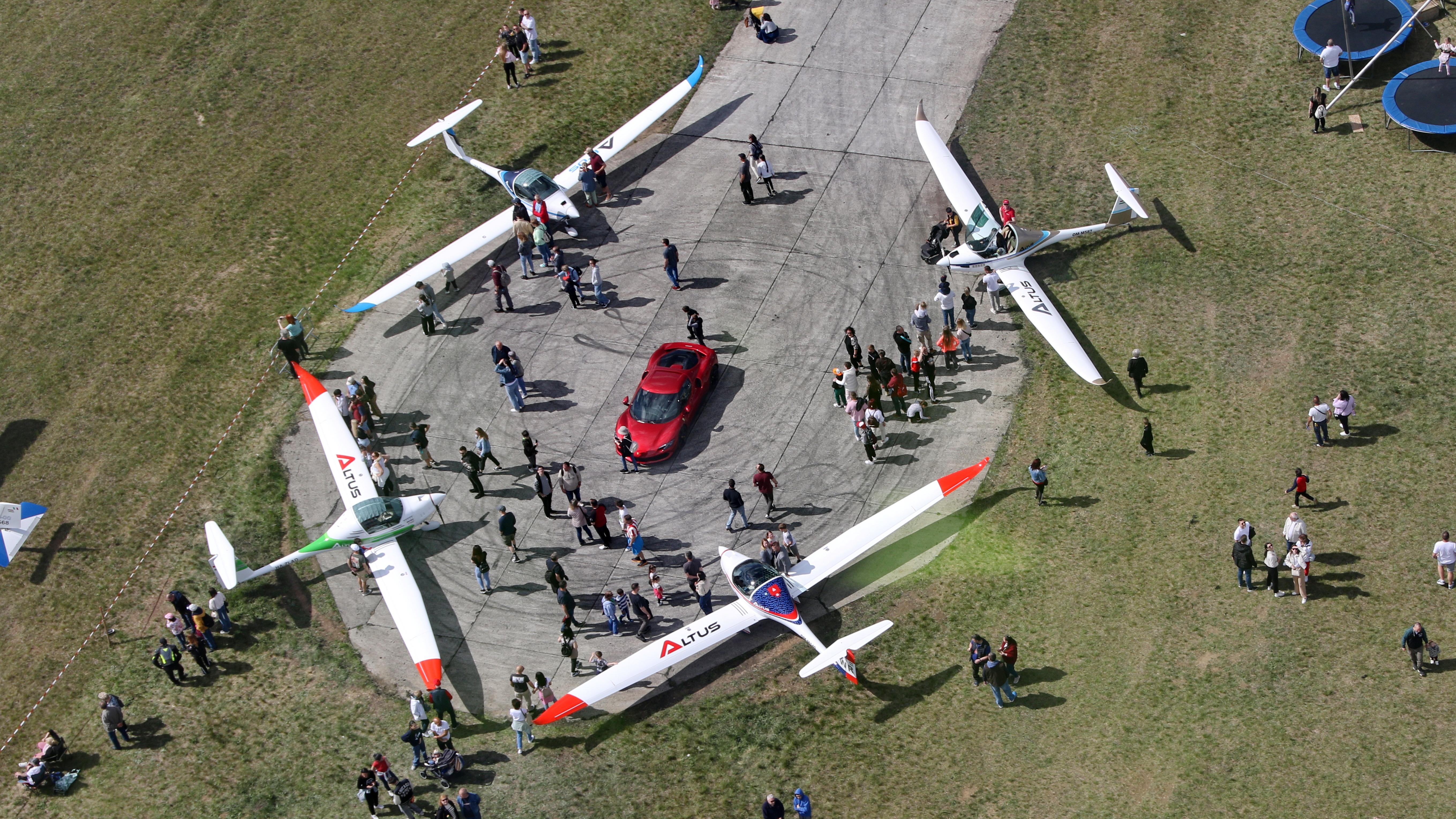 OM-M140 @ LHSA - LHSA - Szentkirályszabadja Airport, Hungary - by AttilaGroszvald/Groszi