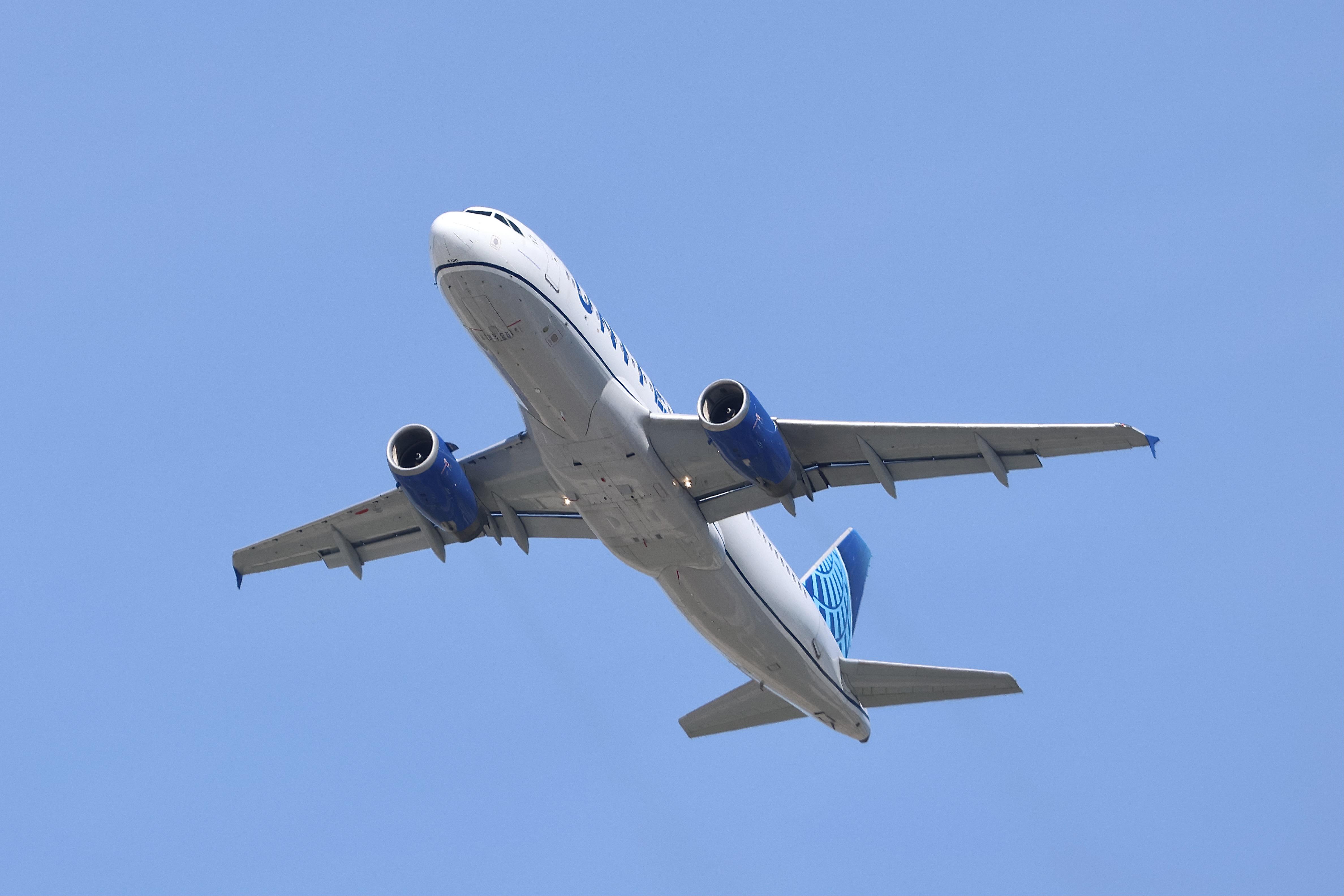 N449UA photo, click to enlarge