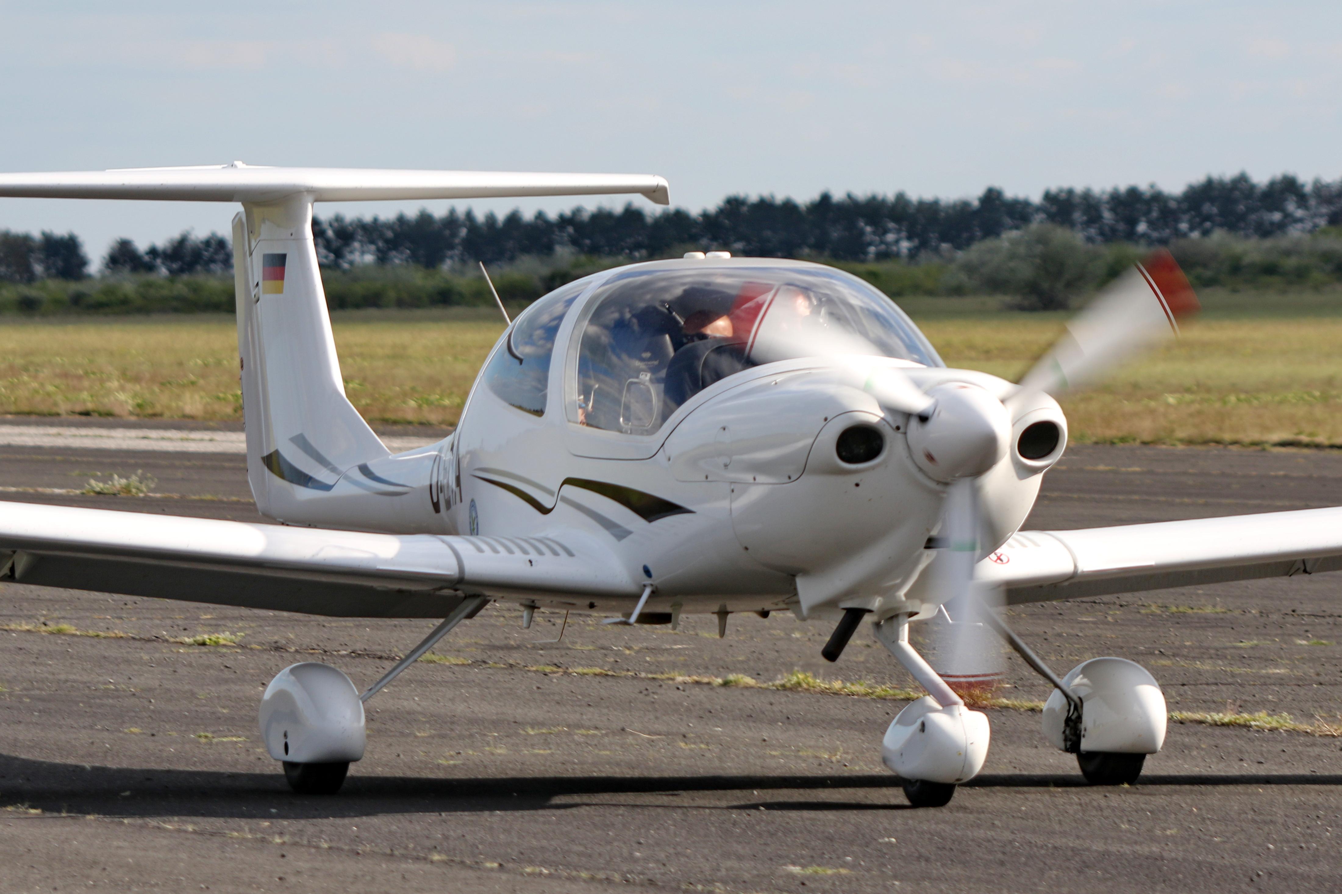 D-EZYA @ LHSA - LHSA - Szentkirályszabadja Airport, Hungary - by AttilaGroszvald/Groszi