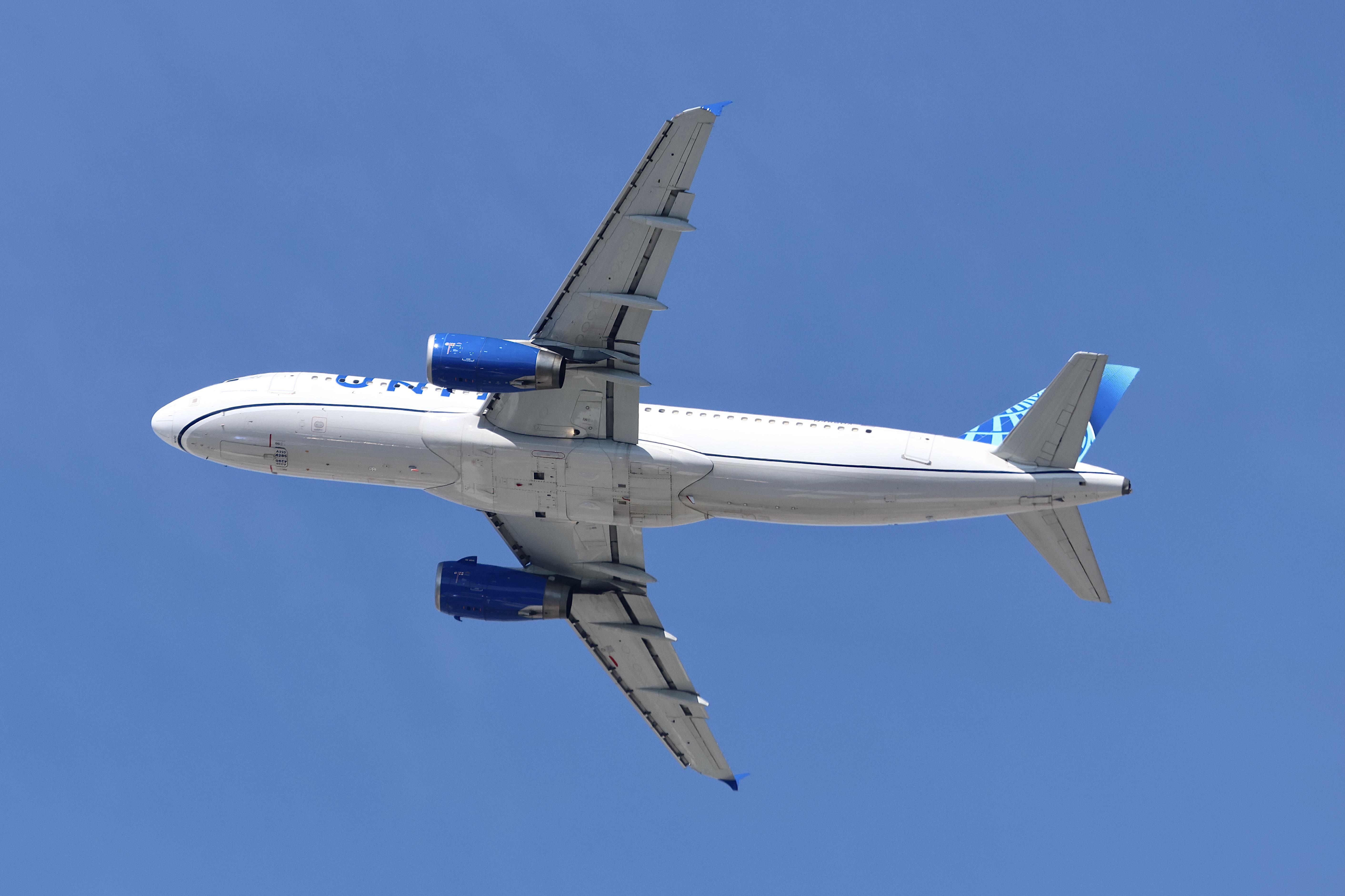 N485UA photo, click to enlarge