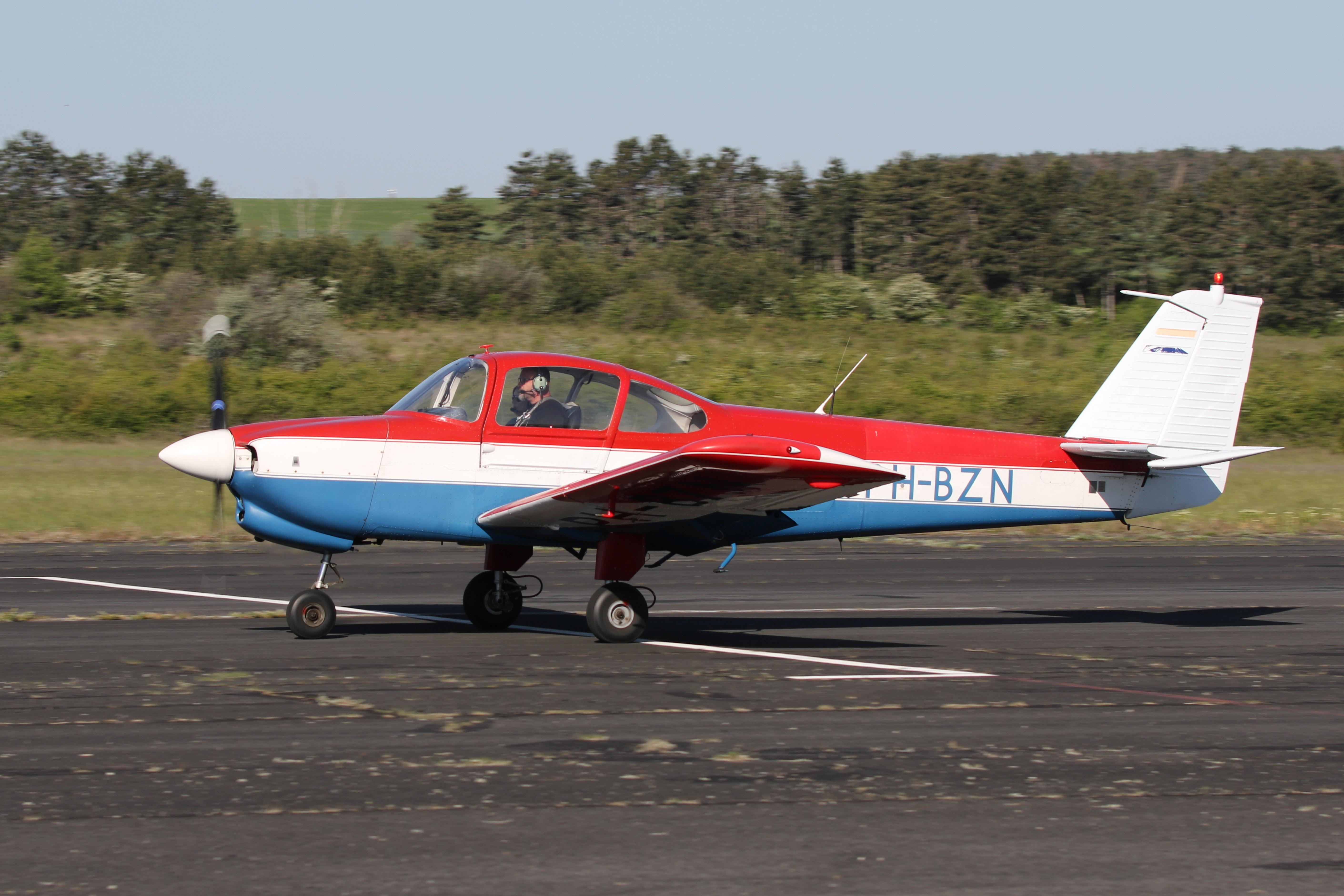 PH-BZN @ LHSA - LHSA - Szentkirályszabadja Airport, Hungary - by AttilaGroszvald/Groszi