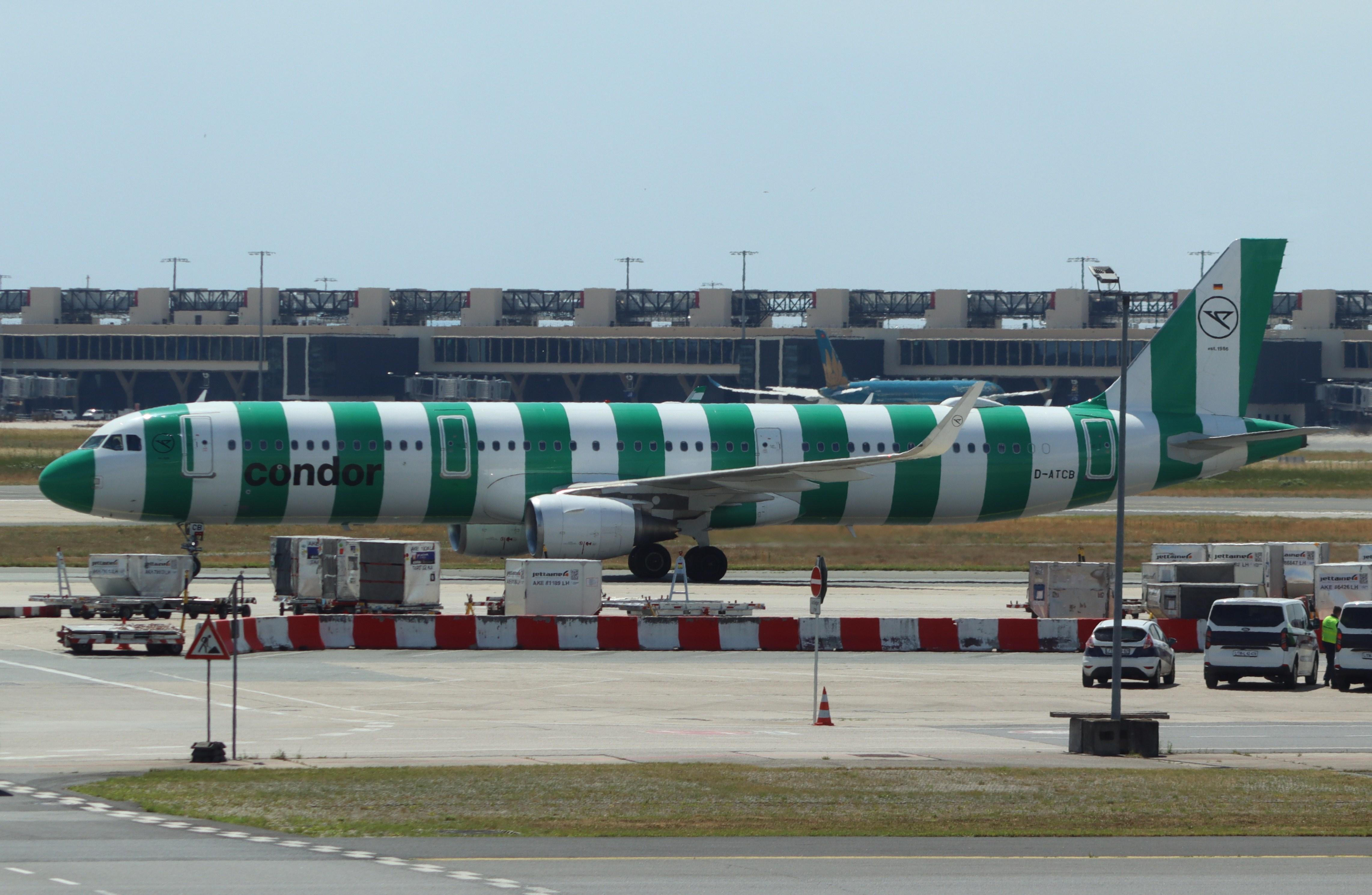 D-ATCB photo, click to enlarge