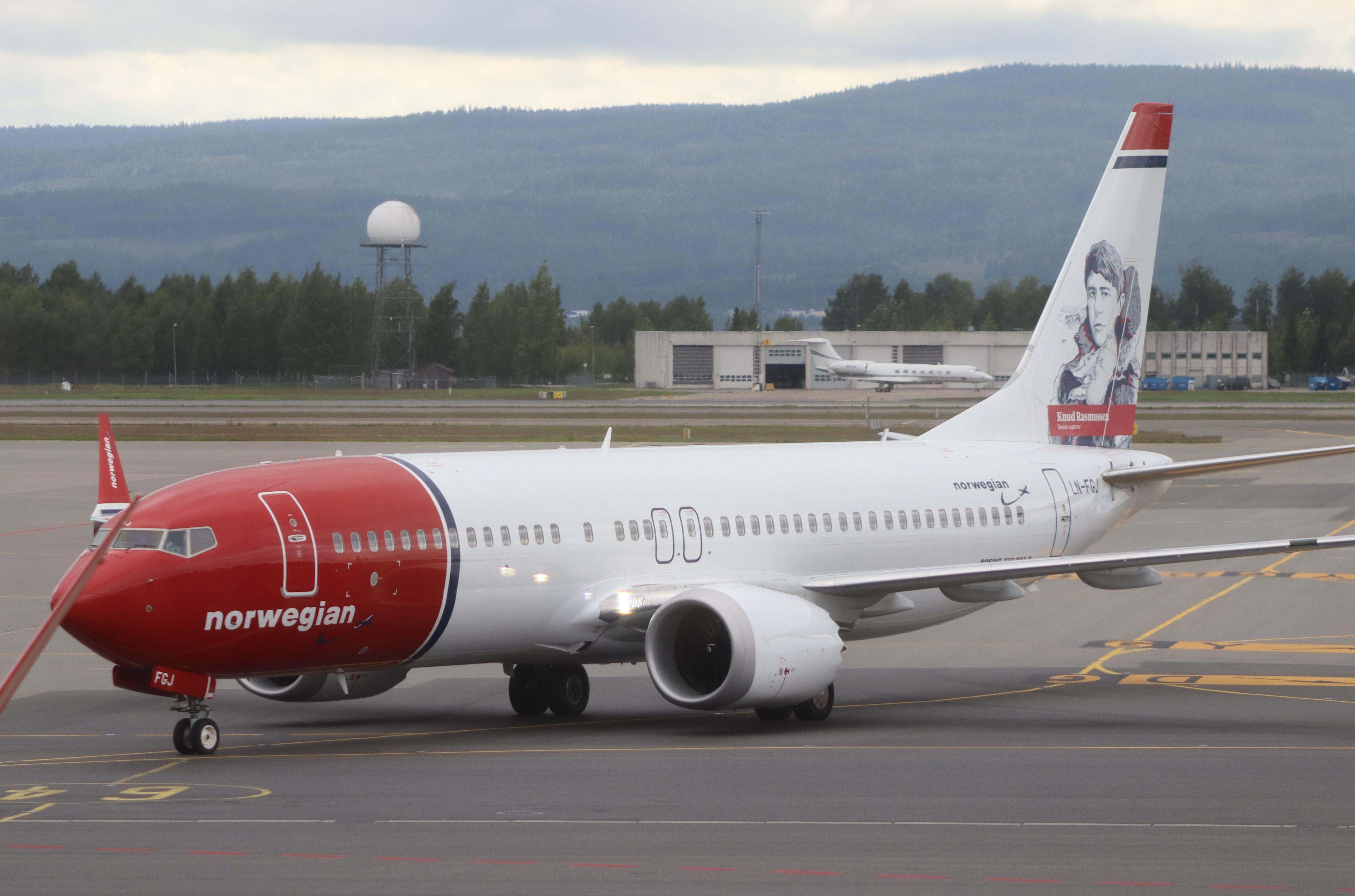 LN-FGJ photo, click to enlarge
